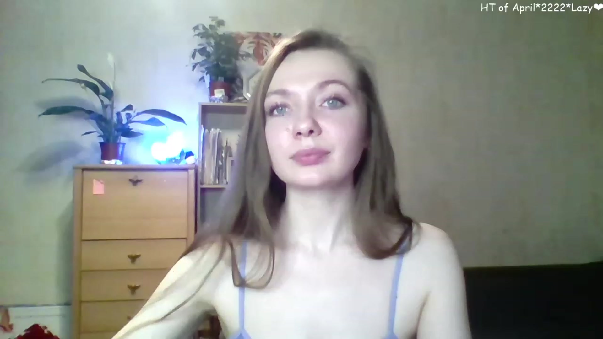 Gallery image thumbnail from LizaGhost's myfreecams stream on, 04/18/2023, 16:35 image 6 of 20