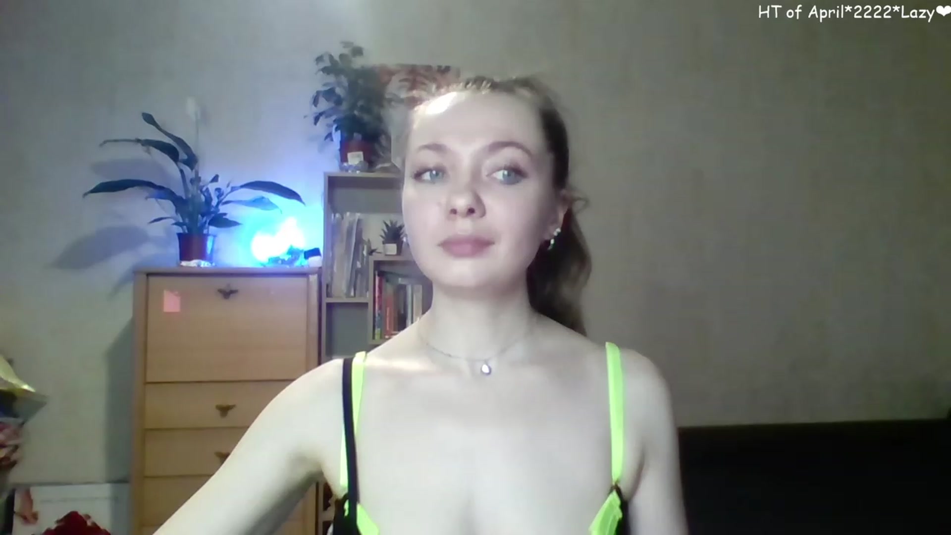 Gallery image thumbnail from LizaGhost's myfreecams stream on, 04/19/2023, 13:22 image 14 of 20