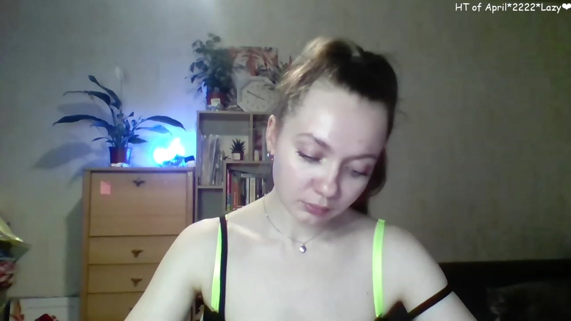 Gallery image thumbnail from LizaGhost's myfreecams stream on, 04/19/2023, 13:22 image 9 of 20