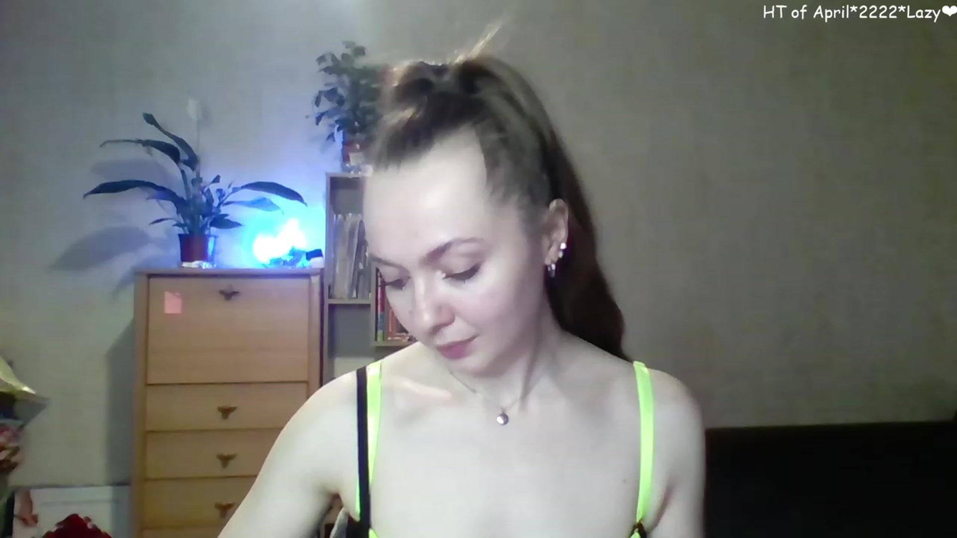 Gallery image thumbnail from LizaGhost's myfreecams stream on, 04/19/2023, 13:22 image 17 of 20