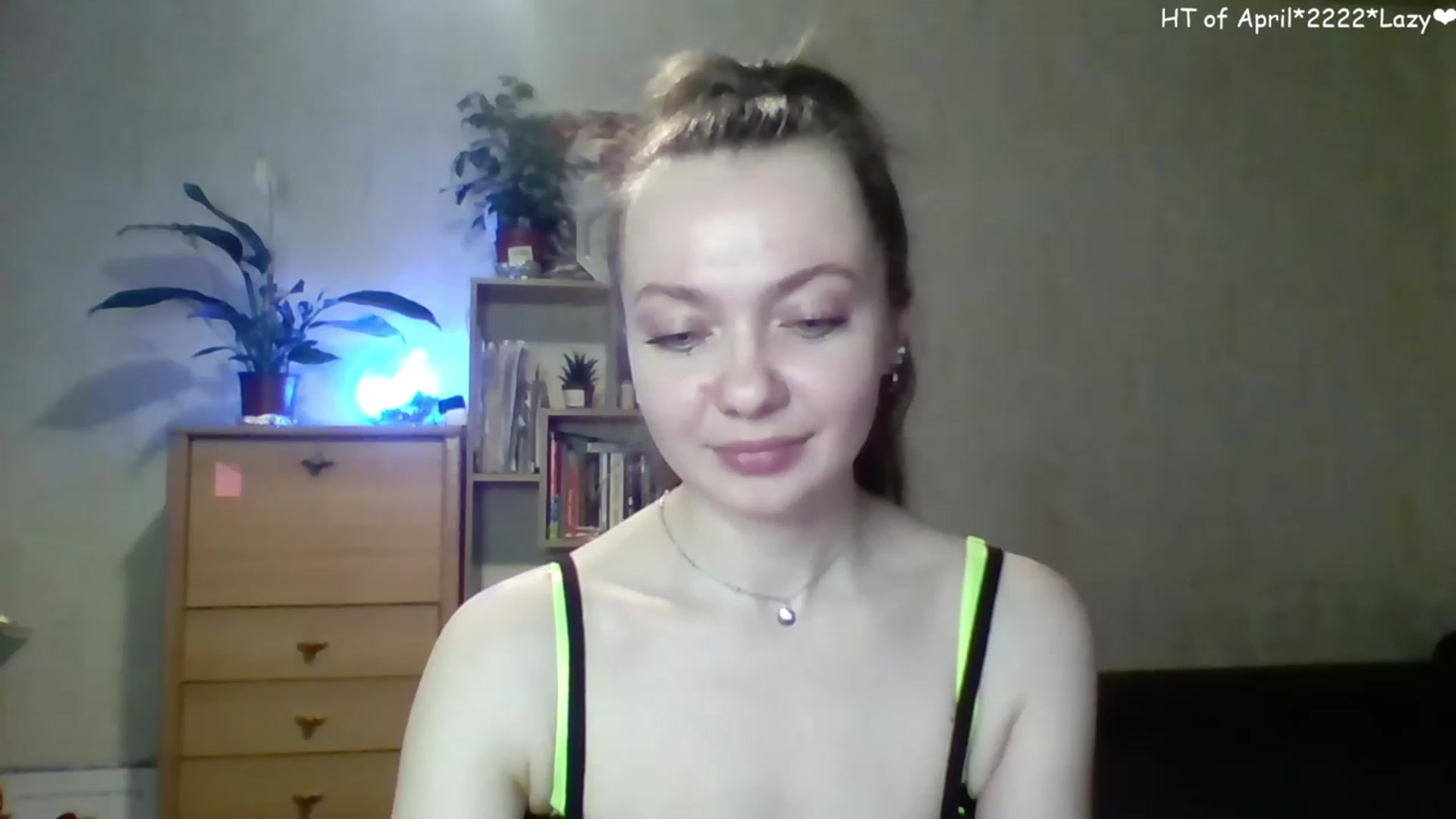 Gallery image thumbnail from LizaGhost's myfreecams stream on, 04/19/2023, 13:22 image 3 of 20