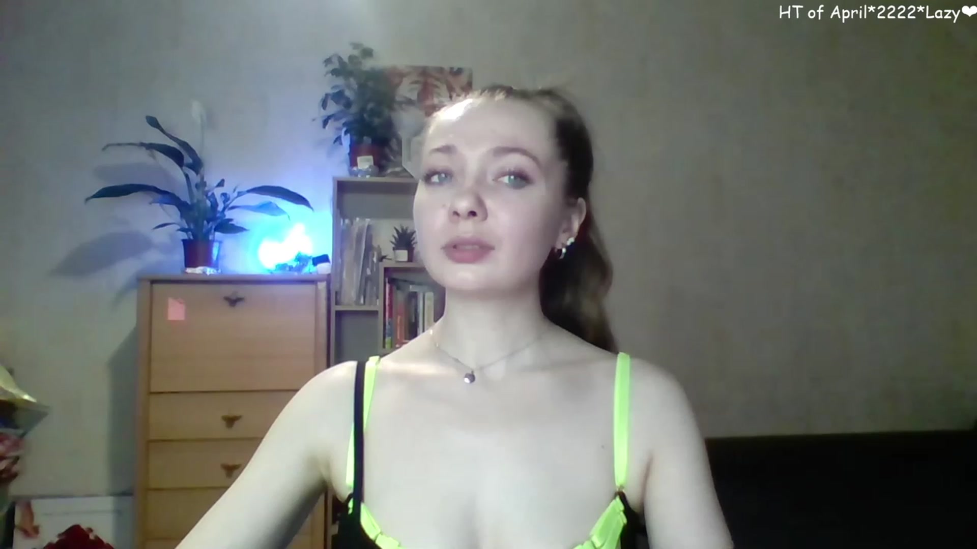 Gallery image thumbnail from LizaGhost's myfreecams stream on, 04/19/2023, 13:22 image 13 of 20