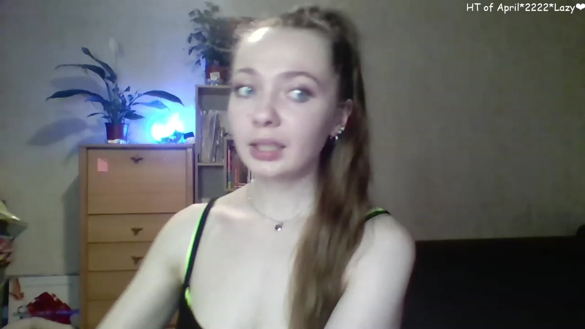 Gallery image thumbnail from LizaGhost's myfreecams stream on, 04/19/2023, 15:13 image 2 of 20