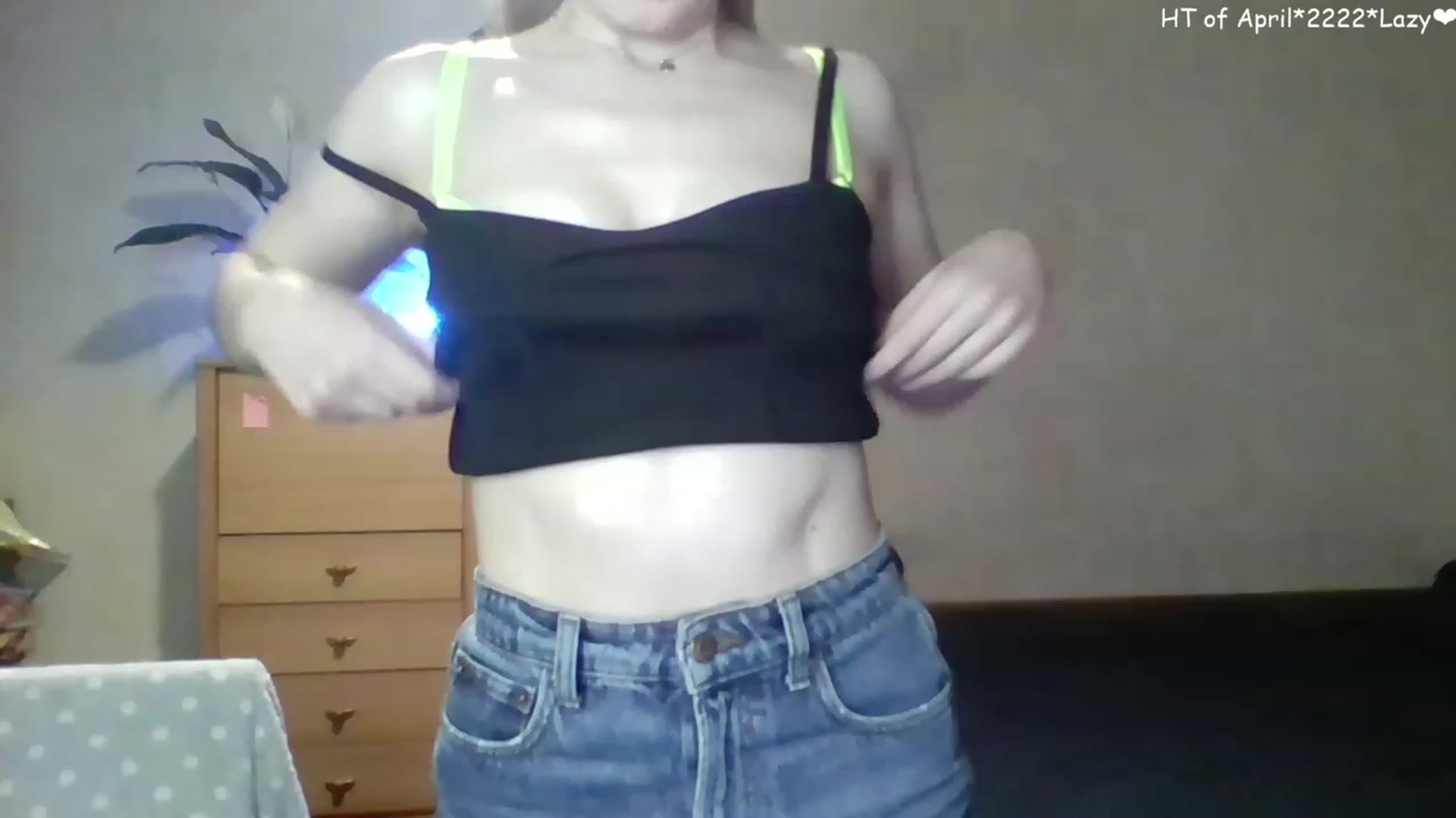 Gallery image thumbnail from LizaGhost's myfreecams stream on, 04/19/2023, 15:13 image 11 of 20