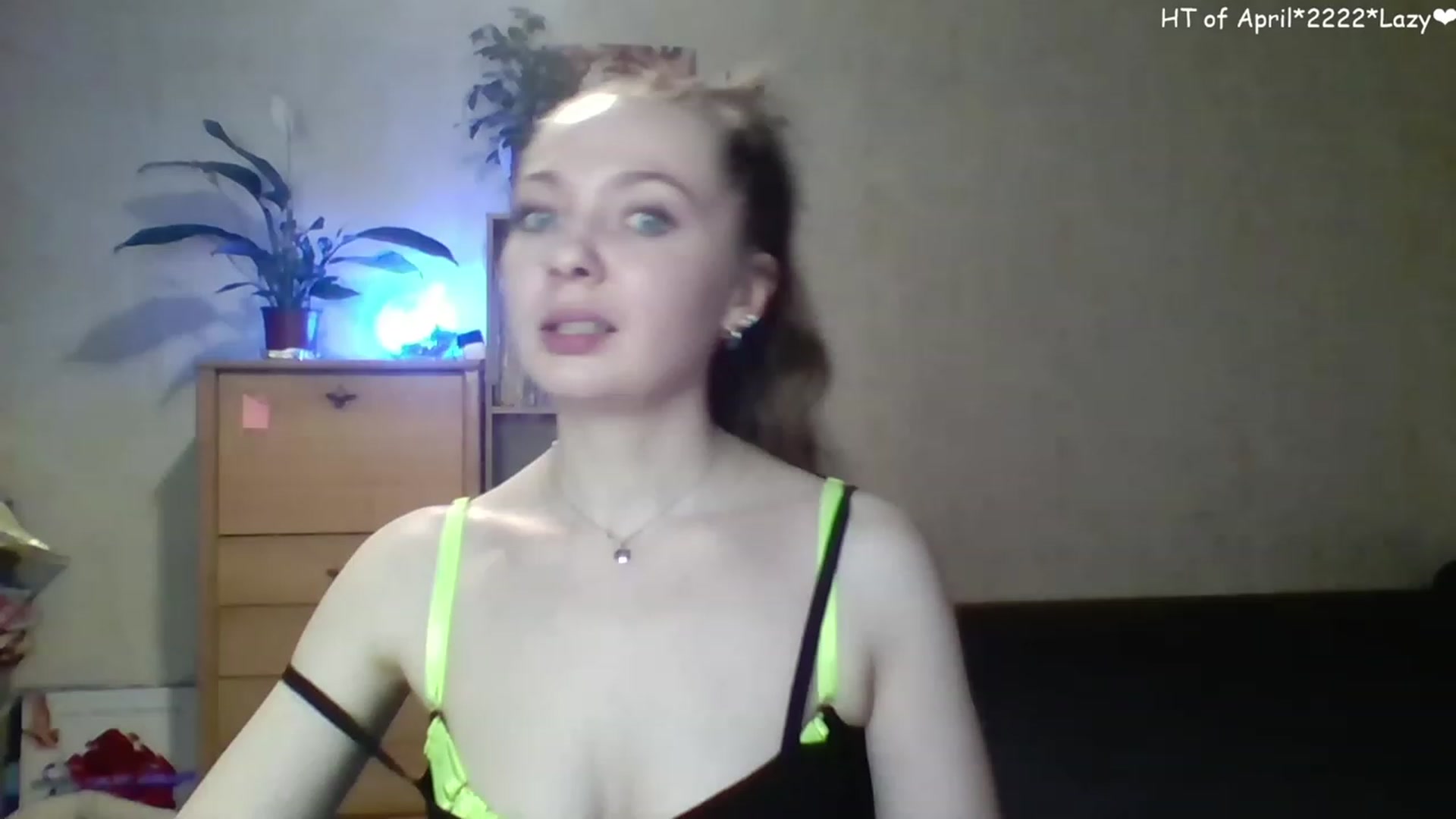 Gallery image thumbnail from LizaGhost's myfreecams stream on, 04/19/2023, 15:13 image 19 of 20