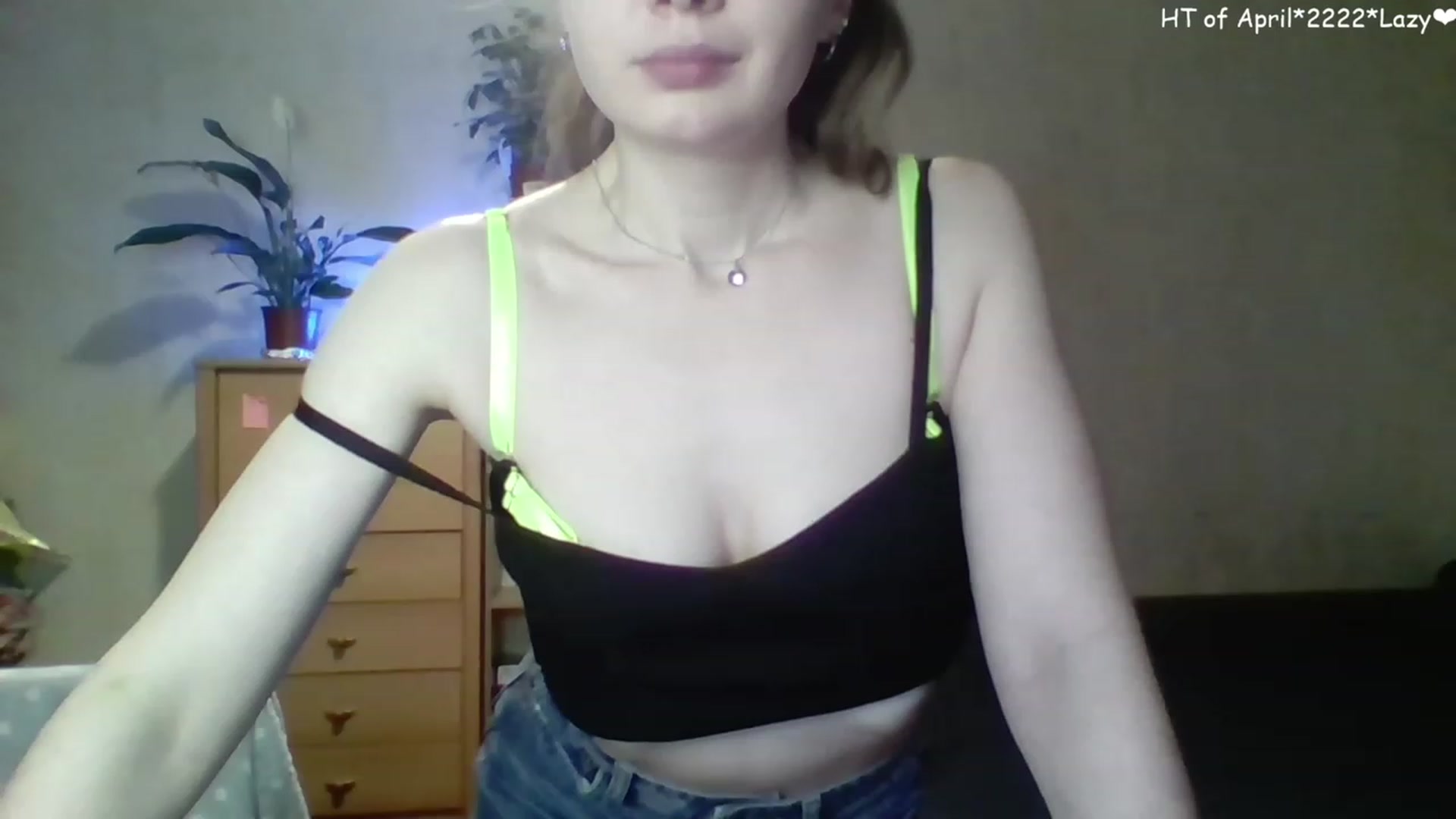 Gallery image thumbnail from LizaGhost's myfreecams stream on, 04/19/2023, 15:13 image 13 of 20