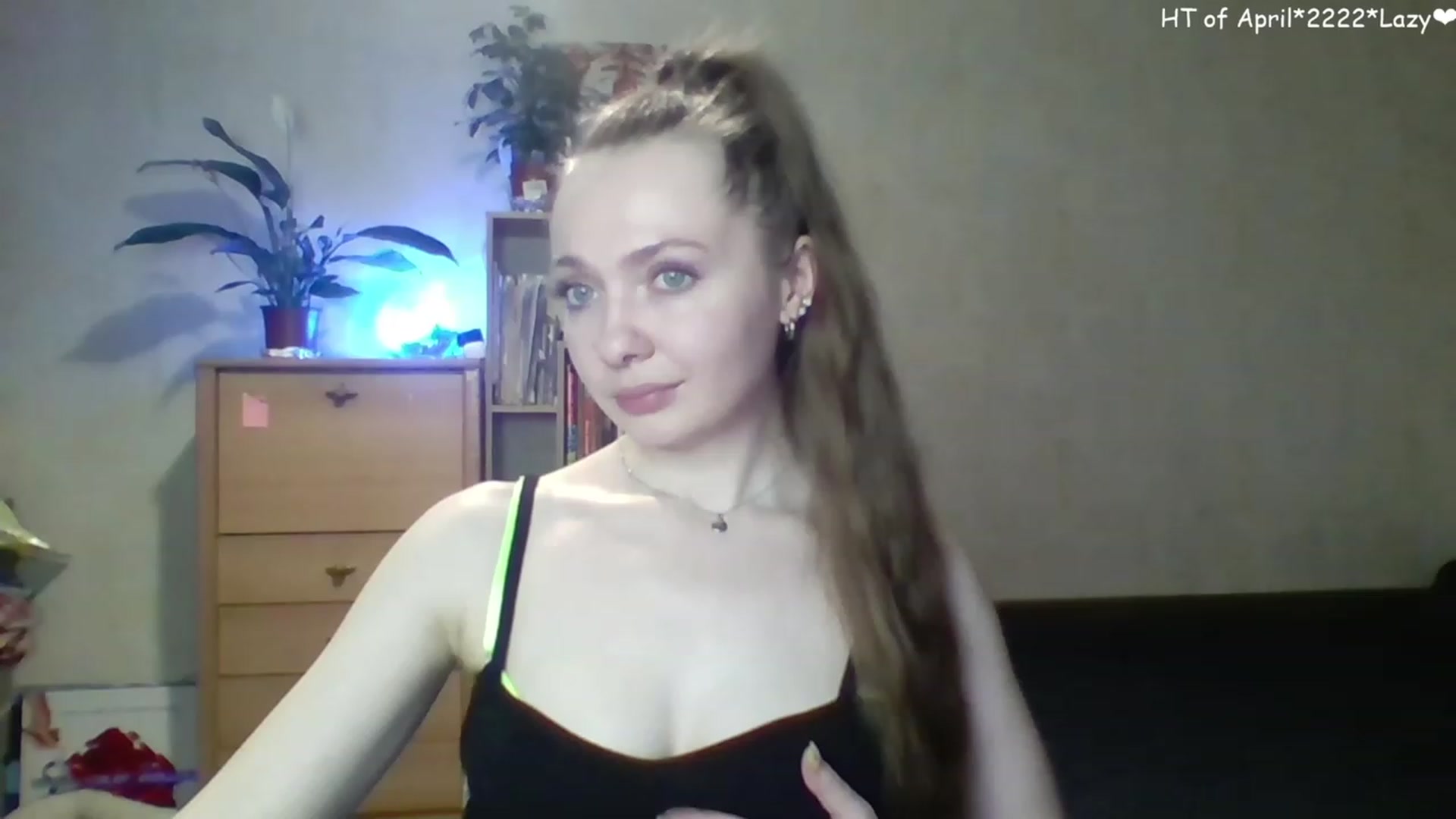 Gallery image thumbnail from LizaGhost's myfreecams stream on, 04/19/2023, 15:13 image 1 of 20