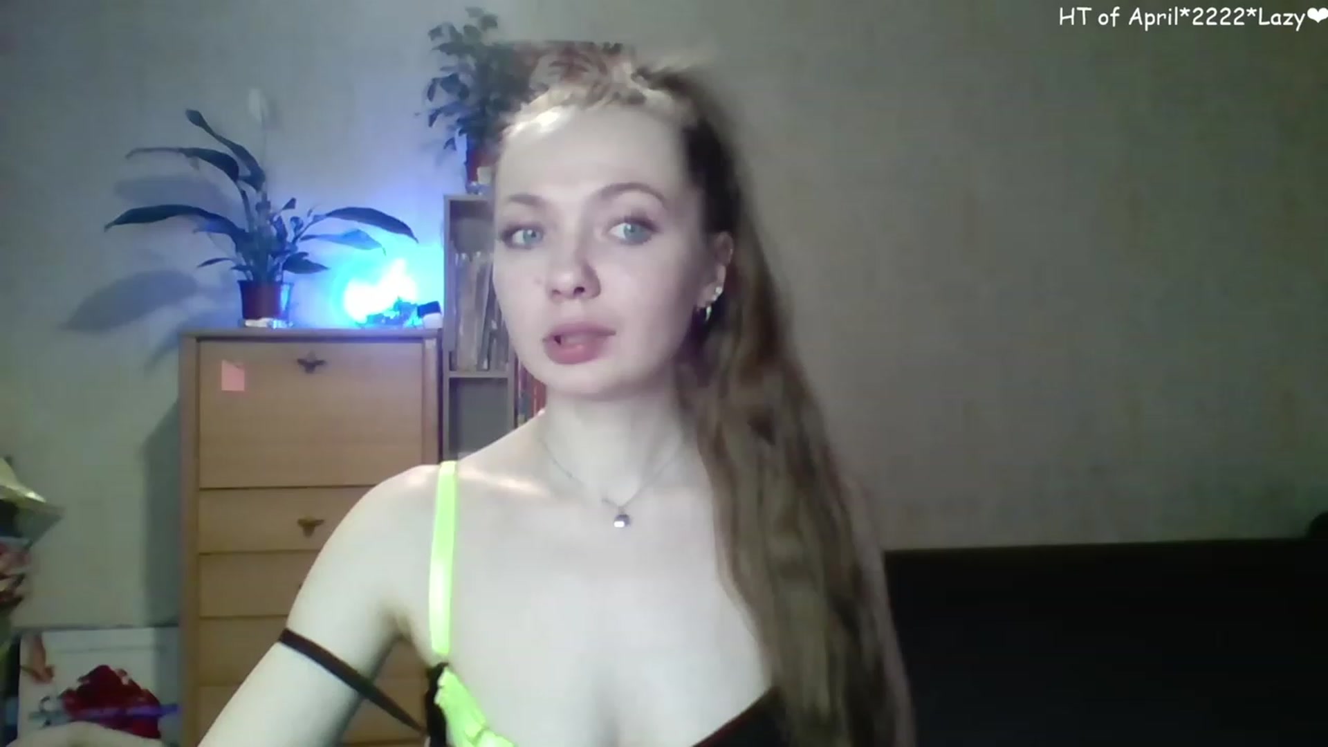 Gallery image thumbnail from LizaGhost's myfreecams stream on, 04/19/2023, 16:21 image 3 of 20