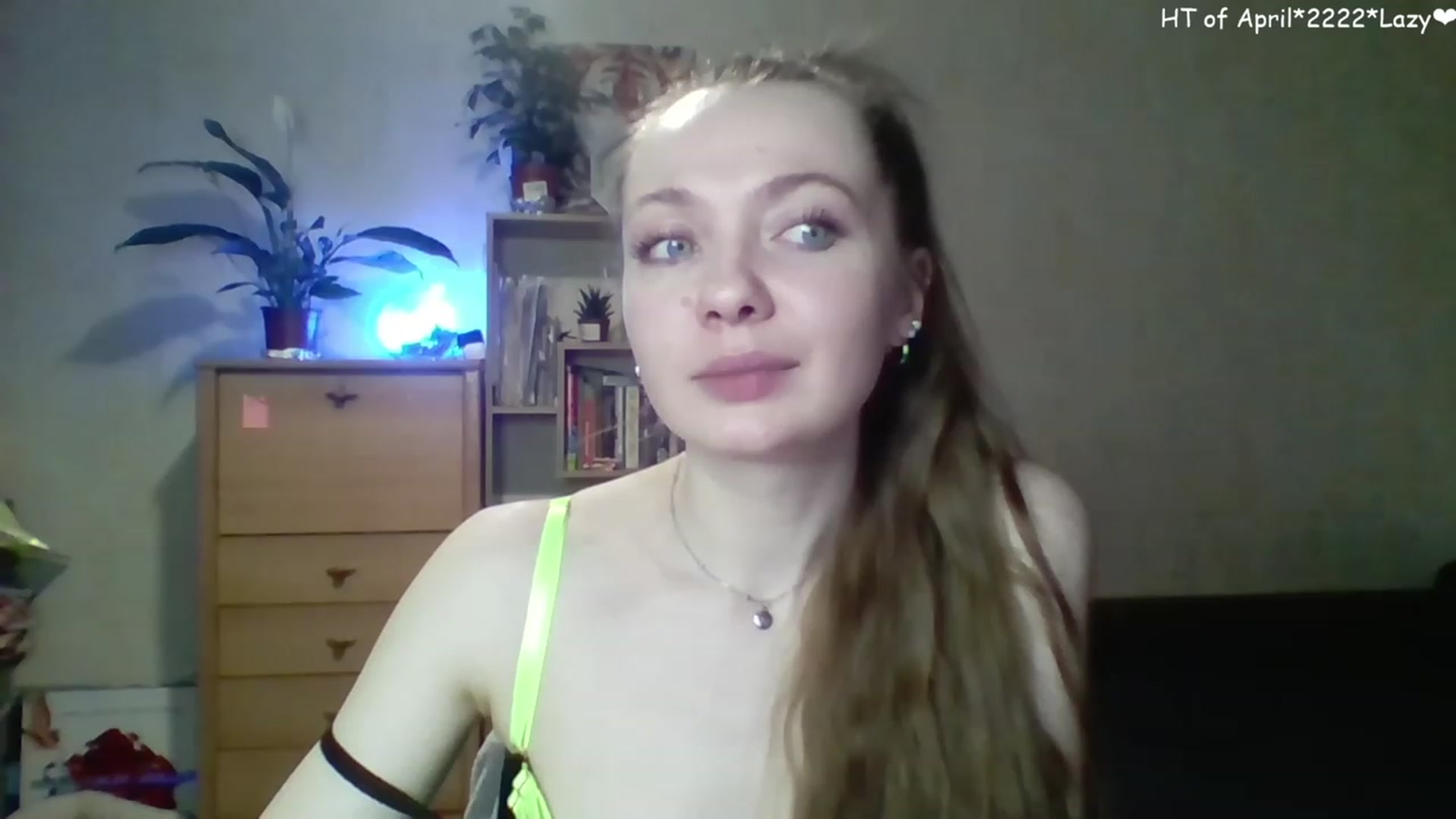 Gallery image thumbnail from LizaGhost's myfreecams stream on, 04/19/2023, 16:21 image 4 of 20