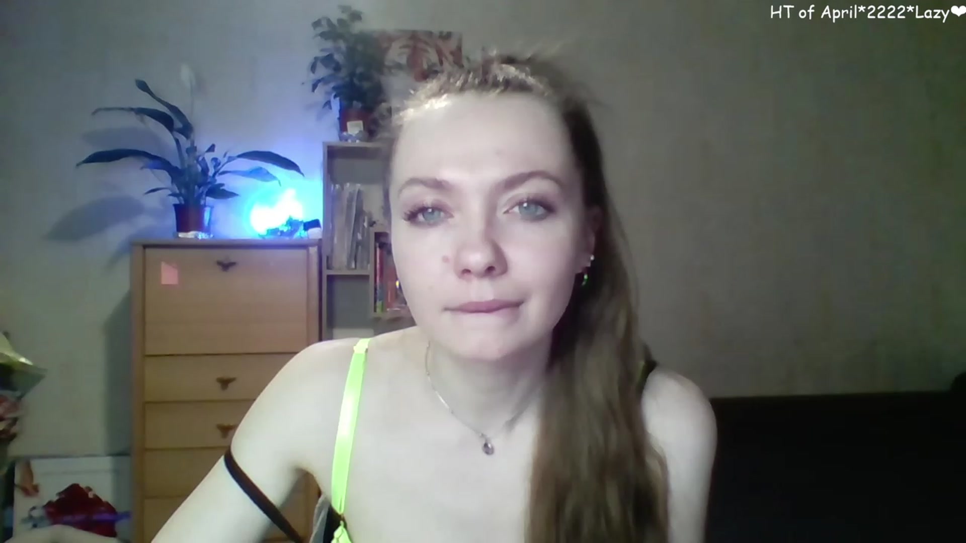 Gallery image thumbnail from LizaGhost's myfreecams stream on, 04/19/2023, 16:21 image 8 of 20