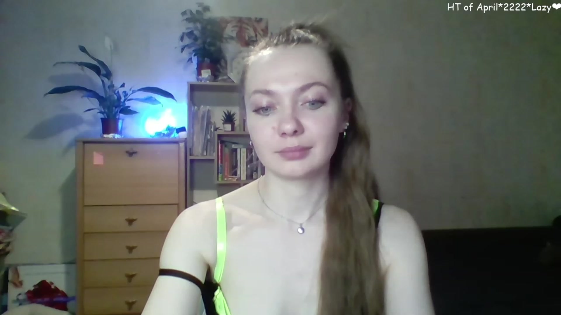 Gallery image thumbnail from LizaGhost's myfreecams stream on, 04/19/2023, 16:21 image 15 of 20