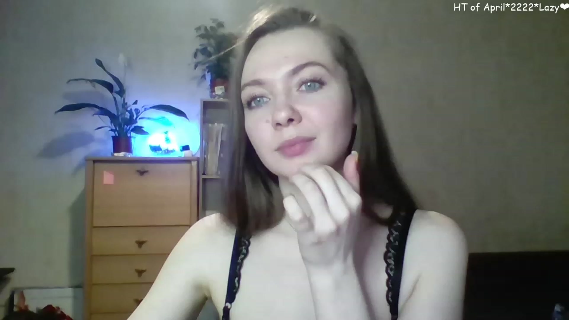 Gallery image thumbnail from LizaGhost's myfreecams stream on, 04/20/2023, 16:58 image 7 of 20