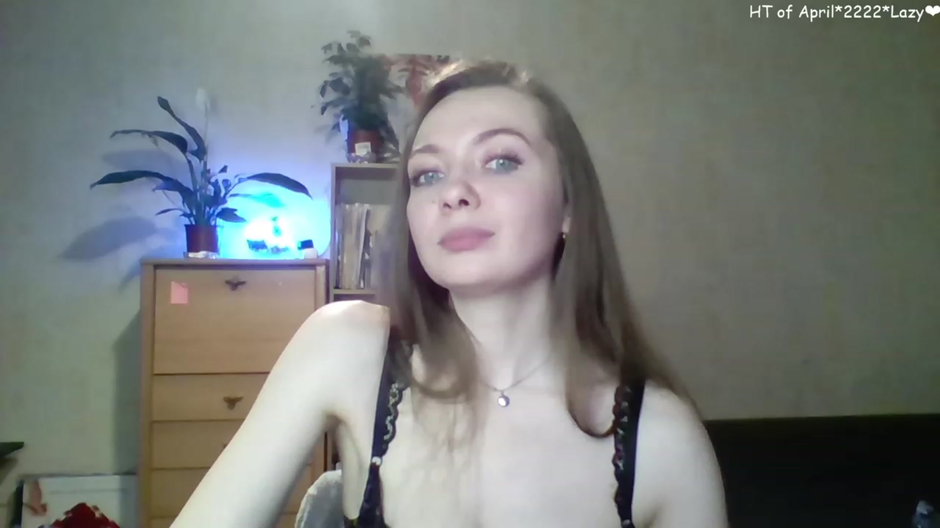 Gallery image thumbnail from LizaGhost's myfreecams stream on, 04/20/2023, 16:58 image 2 of 20