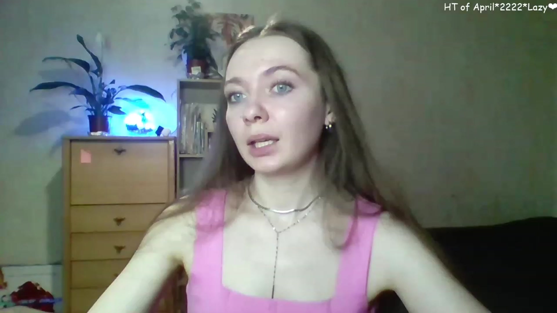 Gallery image thumbnail from LizaGhost's myfreecams stream on, 04/21/2023, 15:52 image 12 of 20