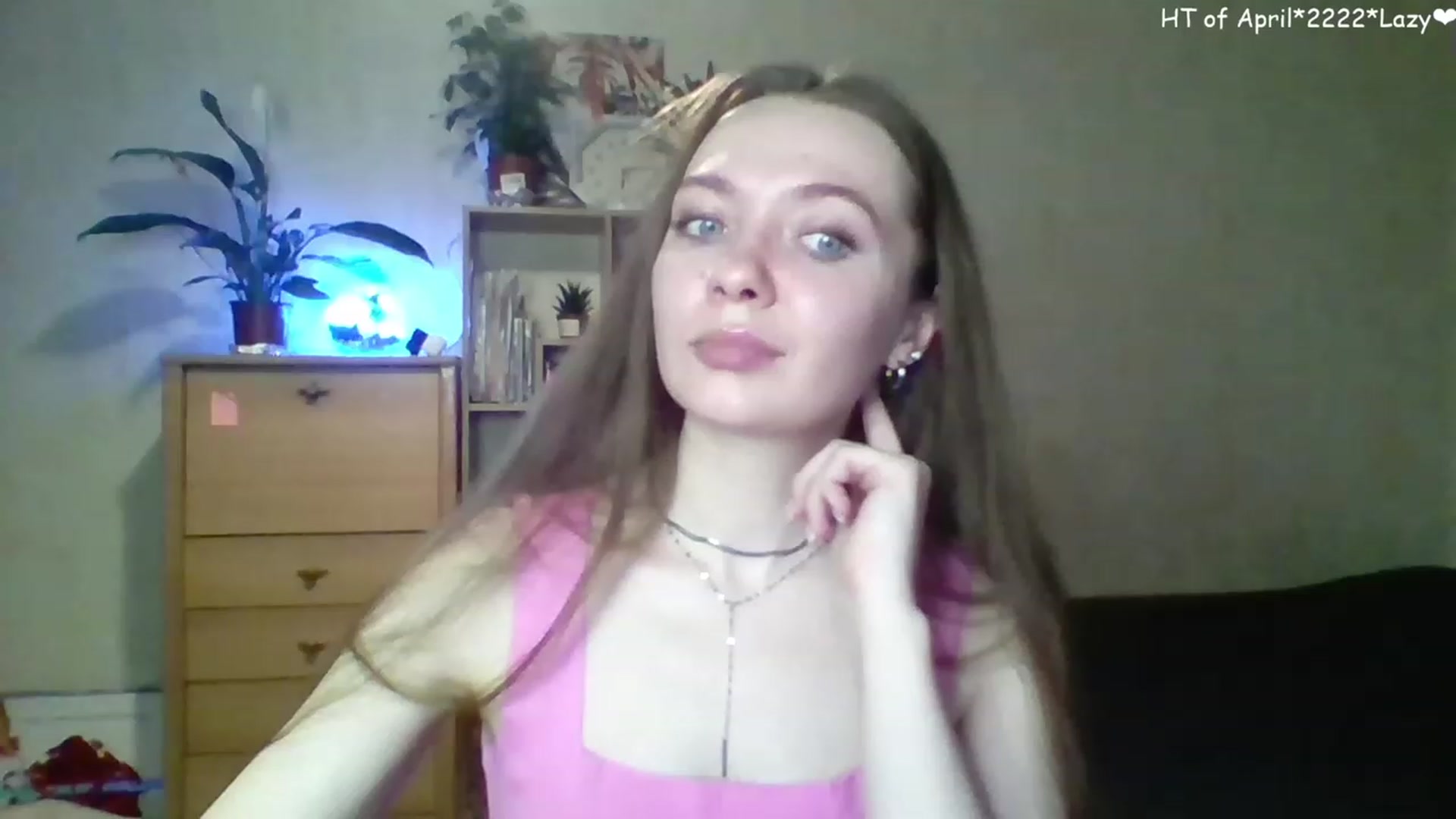 Gallery image thumbnail from LizaGhost's myfreecams stream on, 04/21/2023, 15:52 image 13 of 20