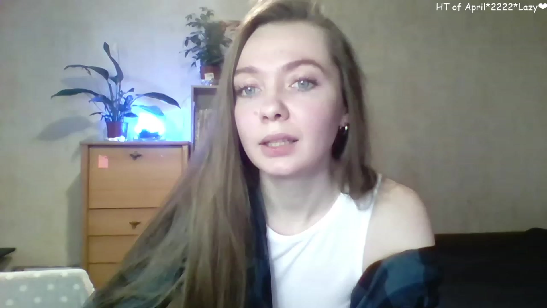 Gallery image thumbnail from LizaGhost's myfreecams stream on, 04/22/2023, 13:09 image 16 of 20