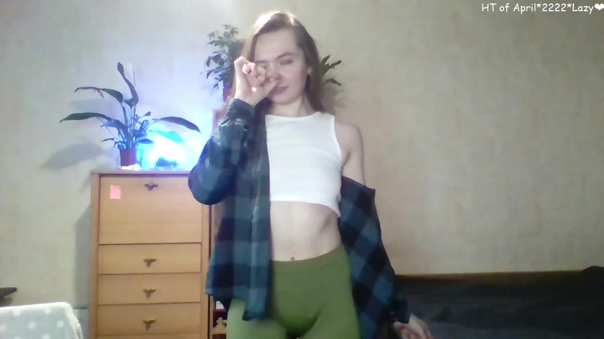 Gallery image thumbnail from LizaGhost's myfreecams stream on, 04/22/2023, 13:09 image 3 of 20