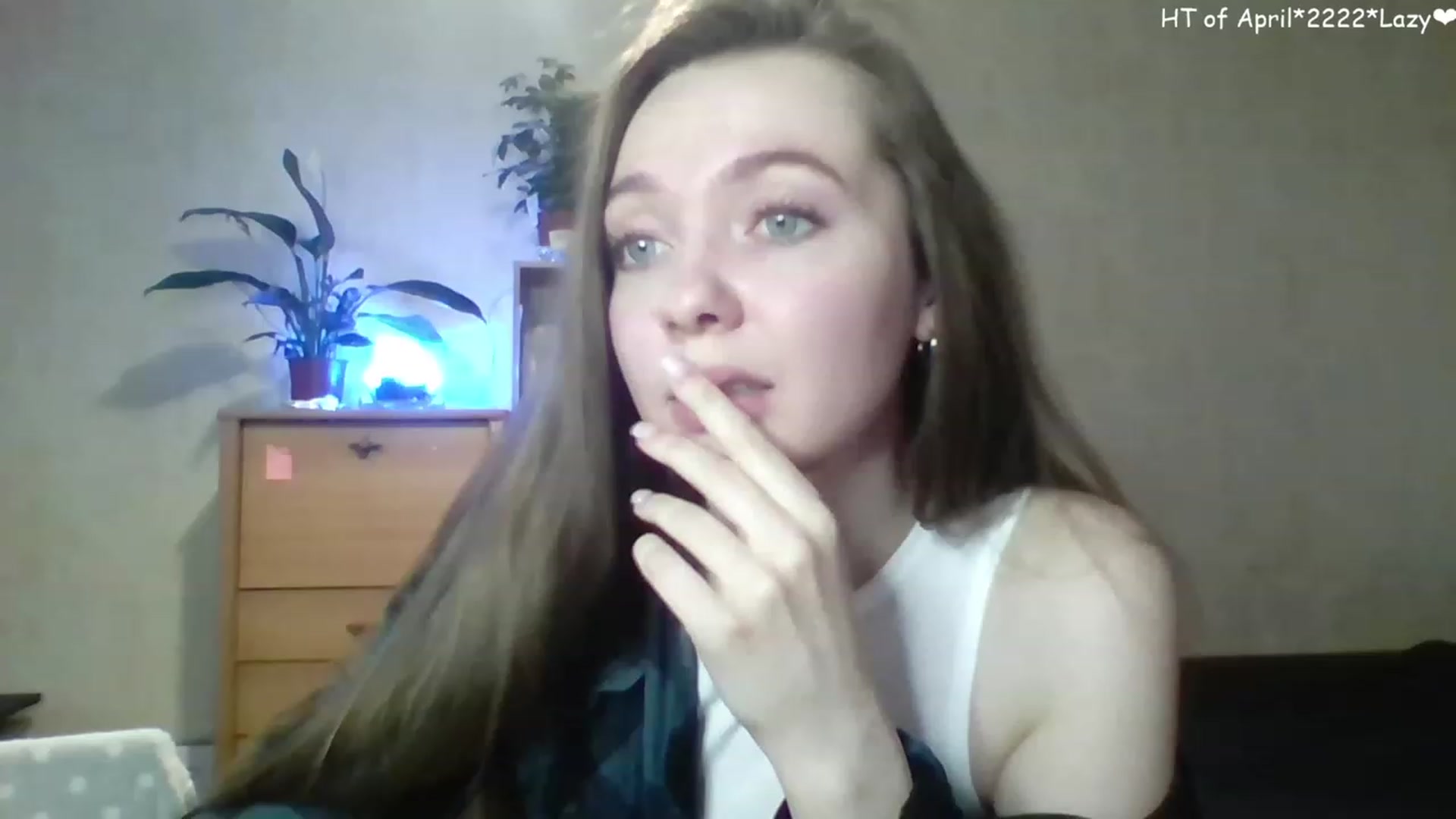 Gallery image thumbnail from LizaGhost's myfreecams stream on, 04/22/2023, 13:09 image 4 of 20