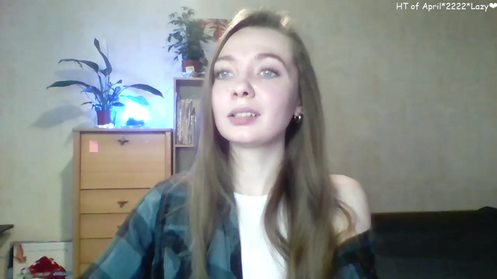 Gallery image thumbnail from LizaGhost's myfreecams stream on, 04/22/2023, 13:09 image 14 of 20