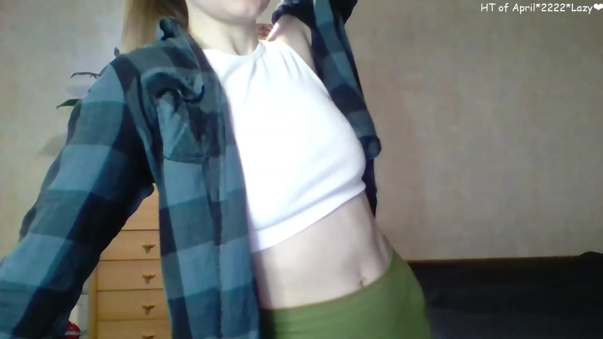 Gallery image thumbnail from LizaGhost's myfreecams stream on, 04/22/2023, 13:53 image 5 of 20