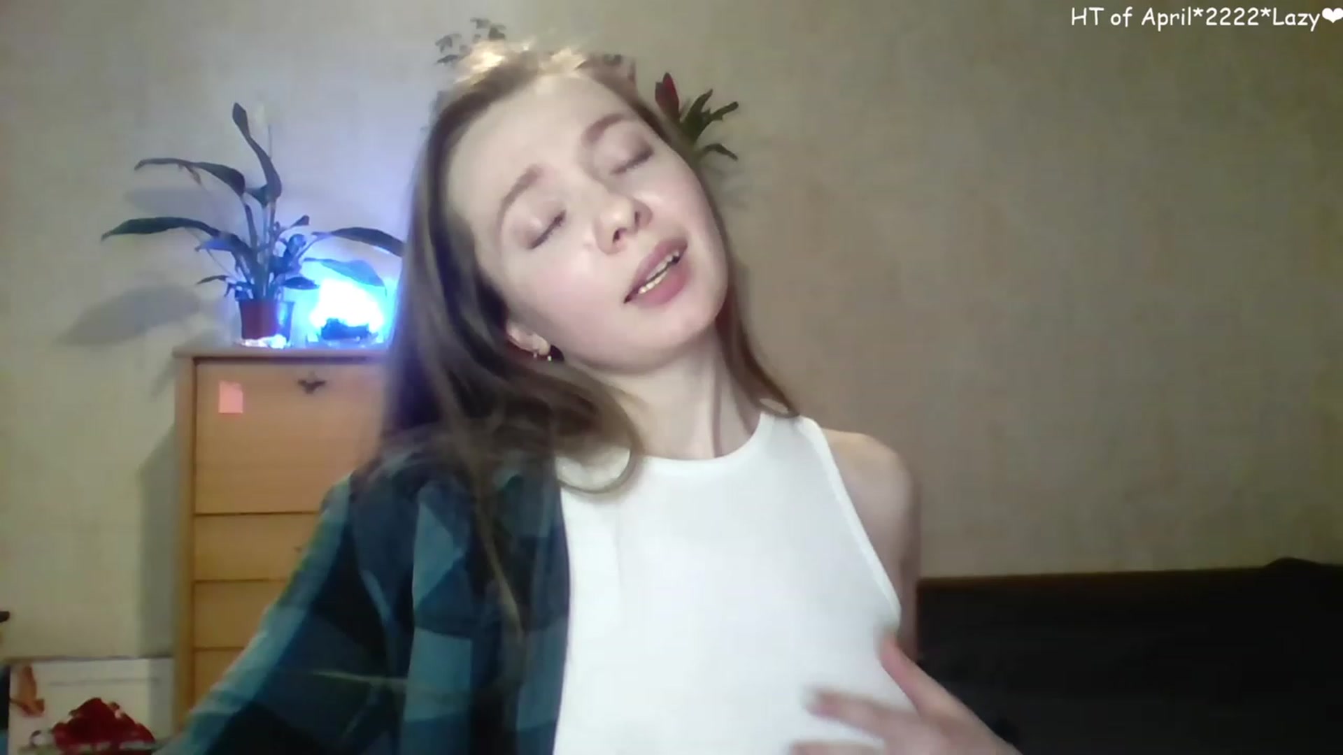 Gallery image thumbnail from LizaGhost's myfreecams stream on, 04/22/2023, 13:53 image 20 of 20