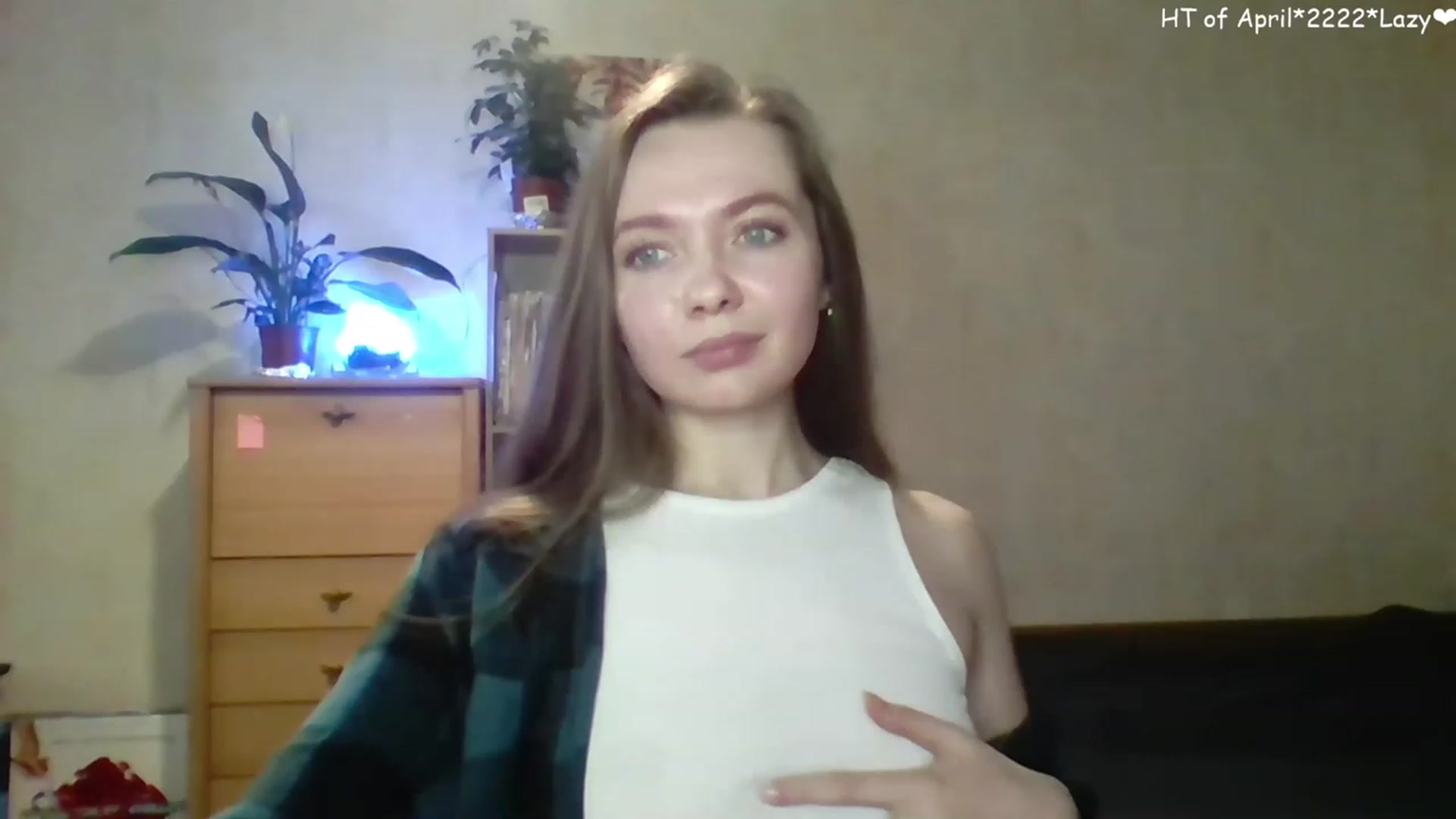 Gallery image thumbnail from LizaGhost's myfreecams stream on, 04/22/2023, 13:53 image 18 of 20
