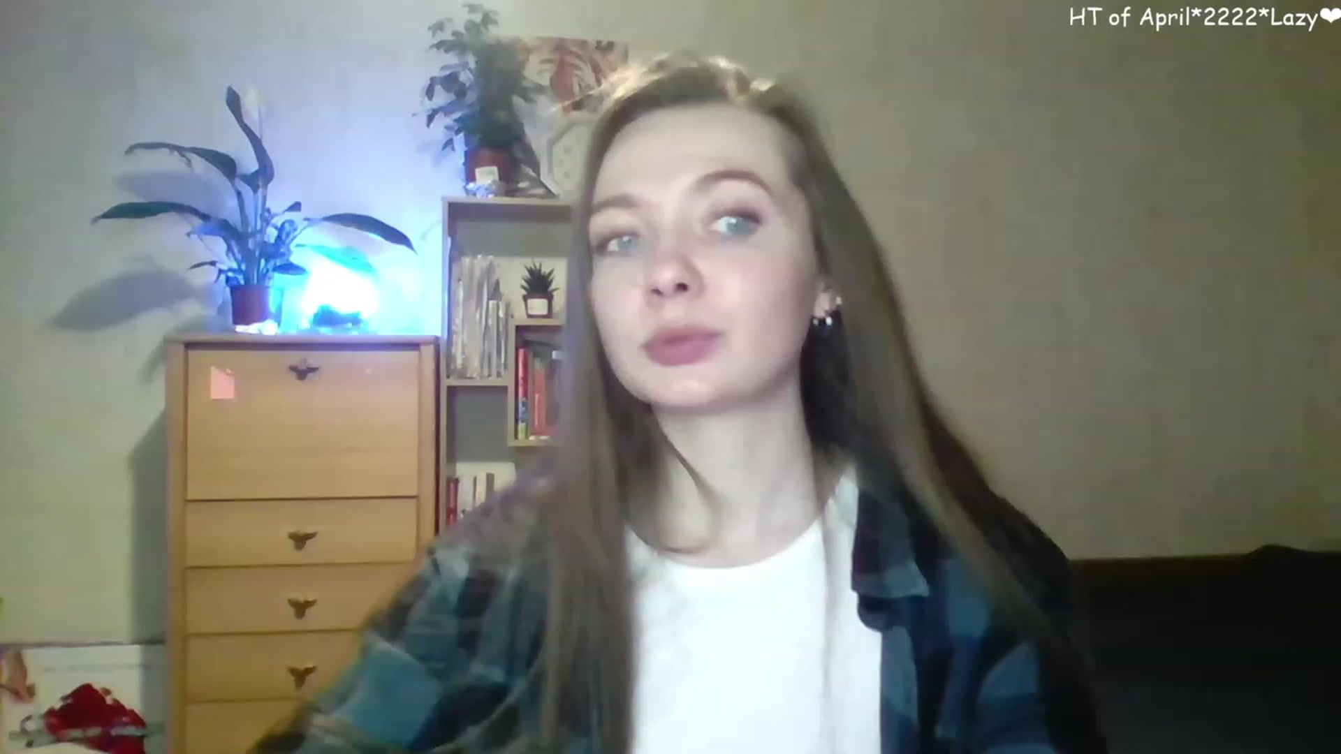 Gallery image thumbnail from LizaGhost's myfreecams stream on, 04/22/2023, 16:34 image 8 of 20