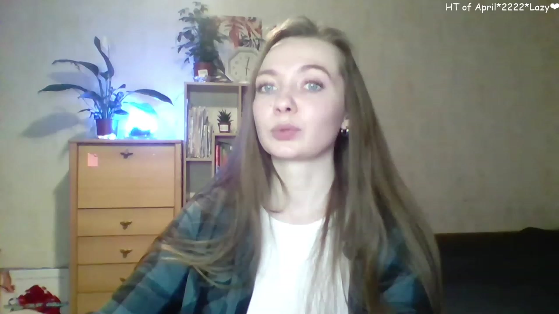 Gallery image thumbnail from LizaGhost's myfreecams stream on, 04/22/2023, 16:34 image 6 of 20