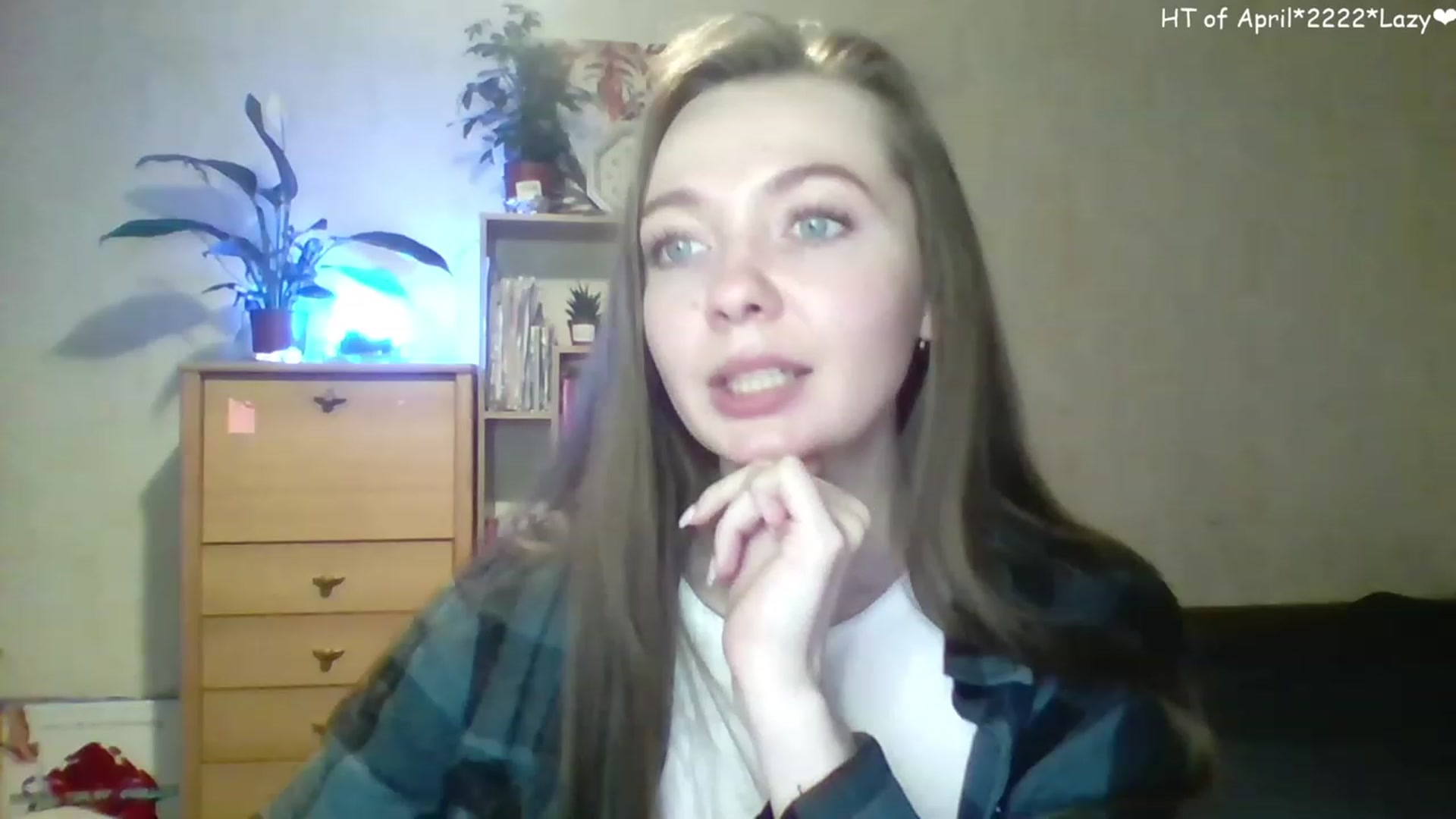 Gallery image thumbnail from LizaGhost's myfreecams stream on, 04/22/2023, 16:34 image 10 of 20