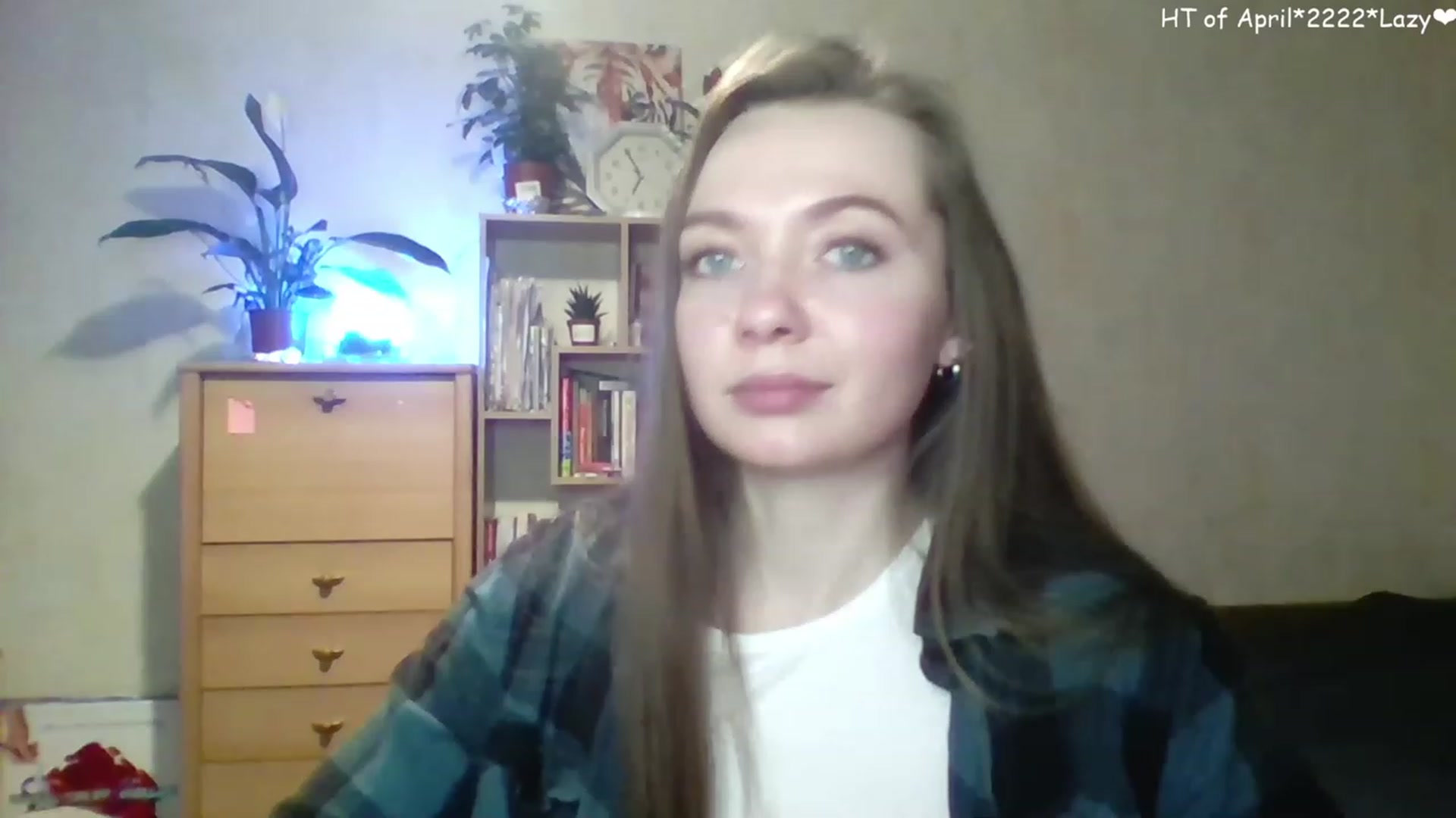 Gallery image thumbnail from LizaGhost's myfreecams stream on, 04/22/2023, 16:34 image 15 of 20