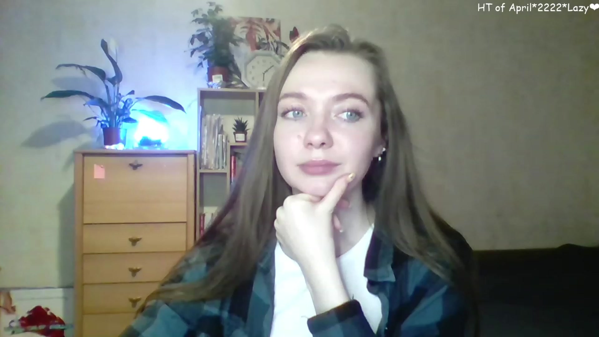 Gallery image thumbnail from LizaGhost's myfreecams stream on, 04/22/2023, 16:34 image 7 of 20