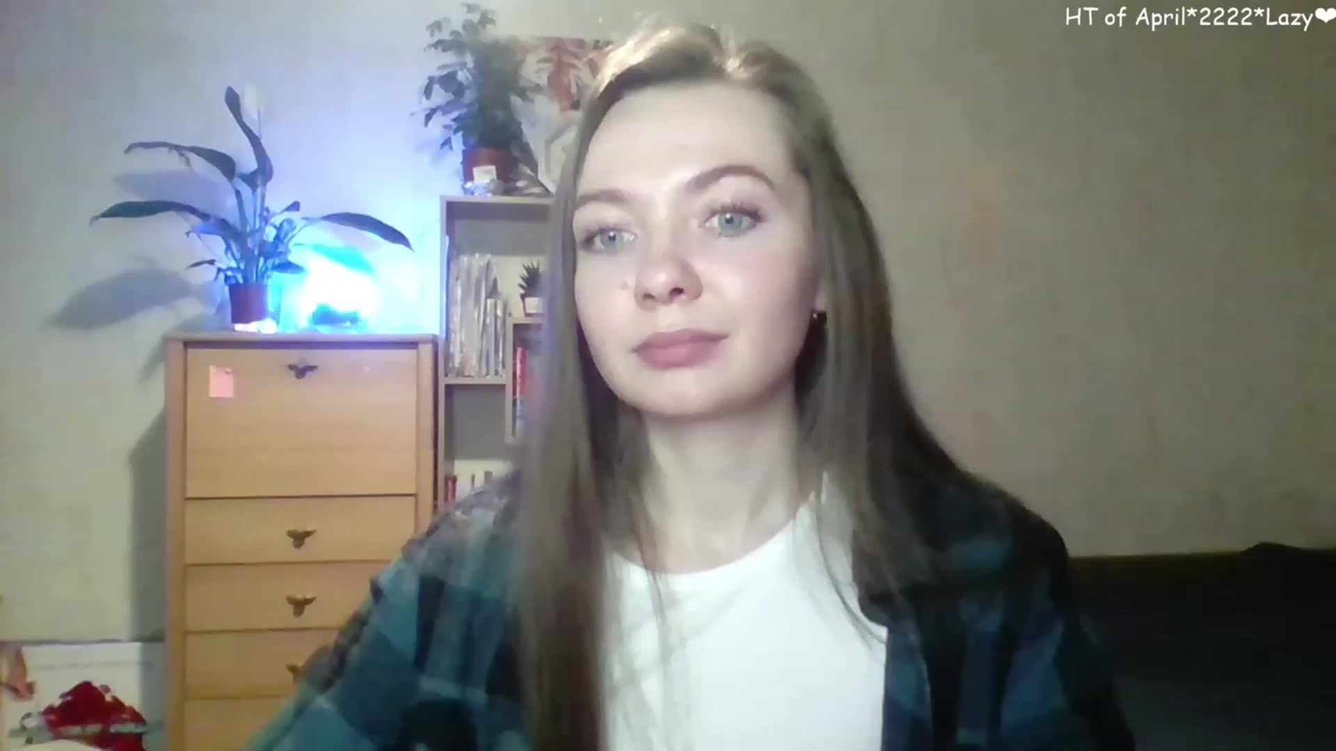 Gallery image thumbnail from LizaGhost's myfreecams stream on, 04/22/2023, 16:34 image 16 of 20