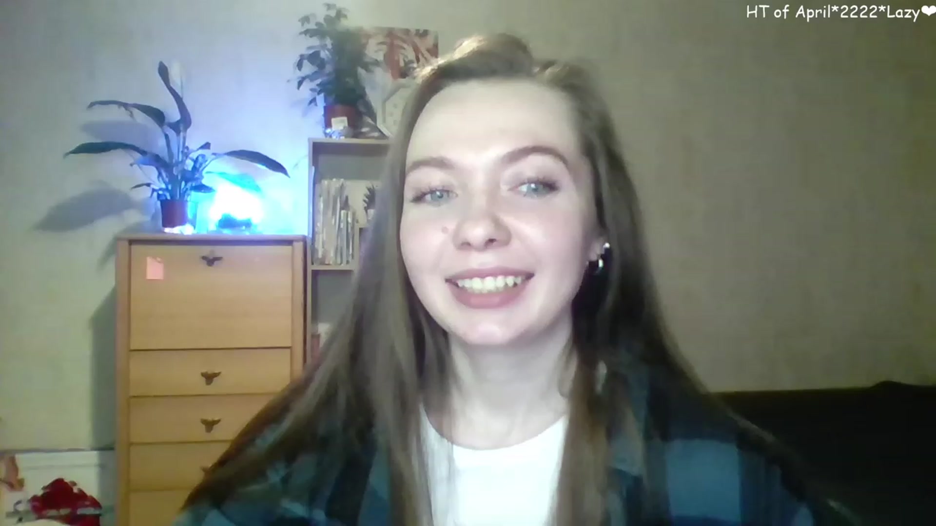 Gallery image thumbnail from LizaGhost's myfreecams stream on, 04/22/2023, 16:34 image 19 of 20
