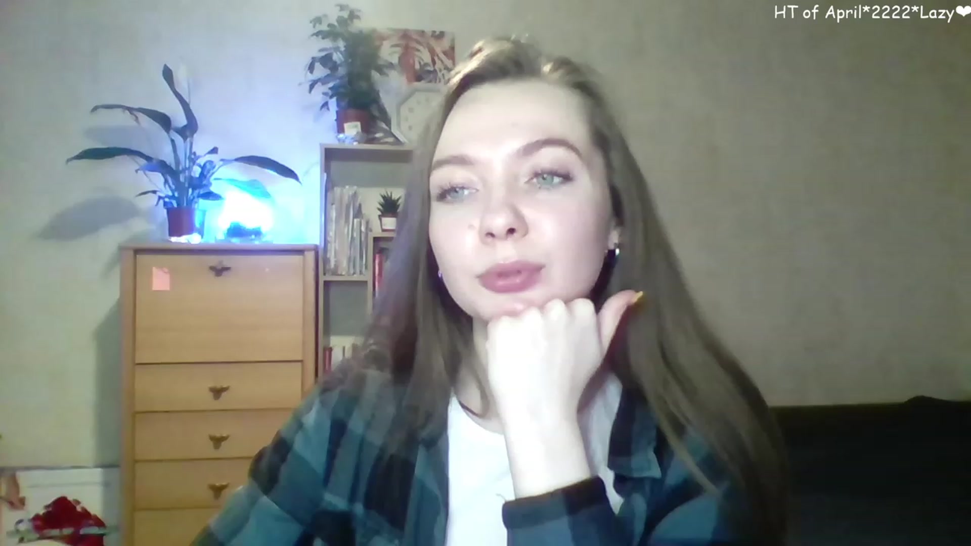 Gallery image thumbnail from LizaGhost's myfreecams stream on, 04/22/2023, 16:34 image 1 of 20