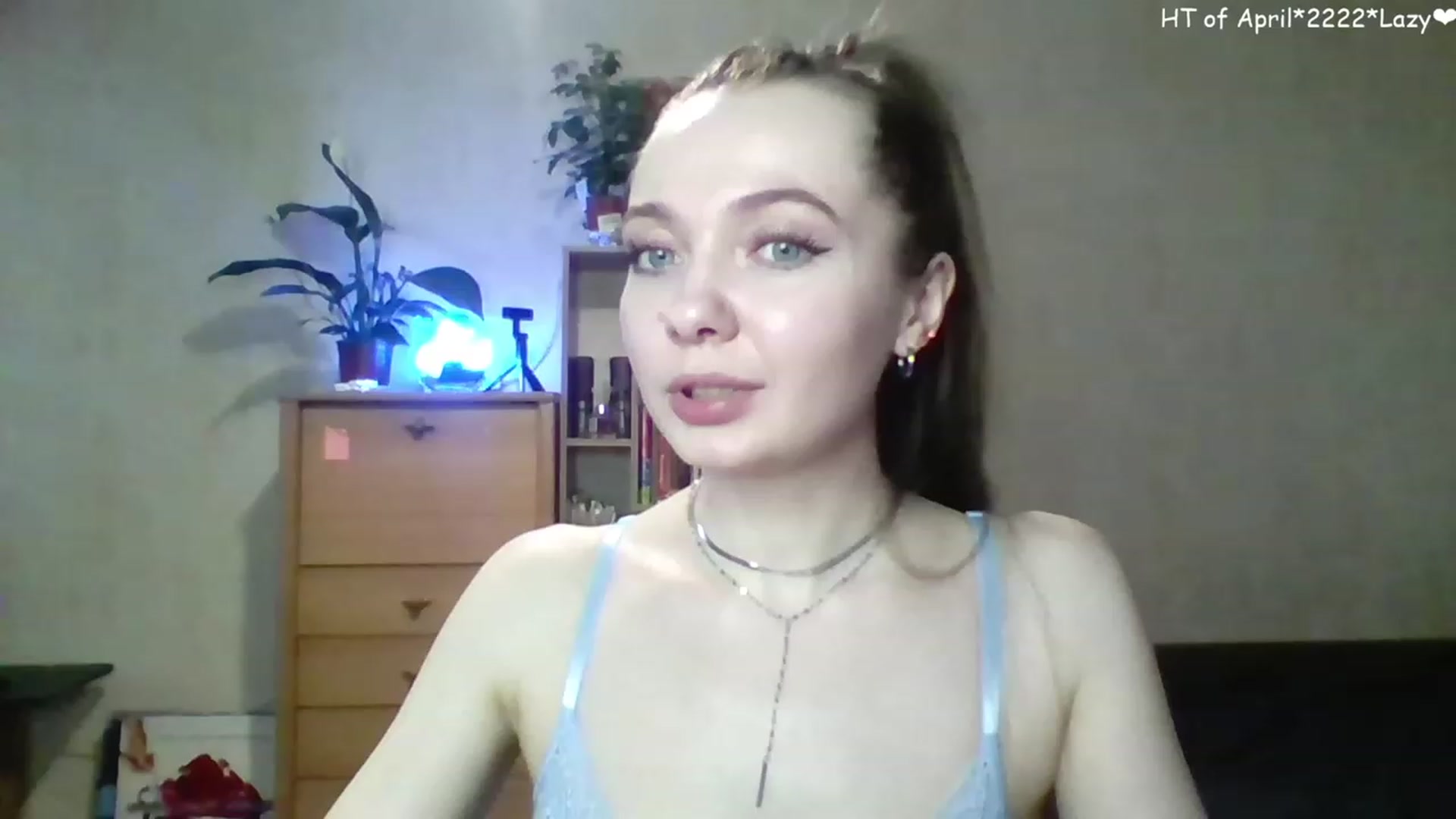 Gallery image thumbnail from LizaGhost's myfreecams stream on, 04/26/2023, 14:28 image 3 of 20