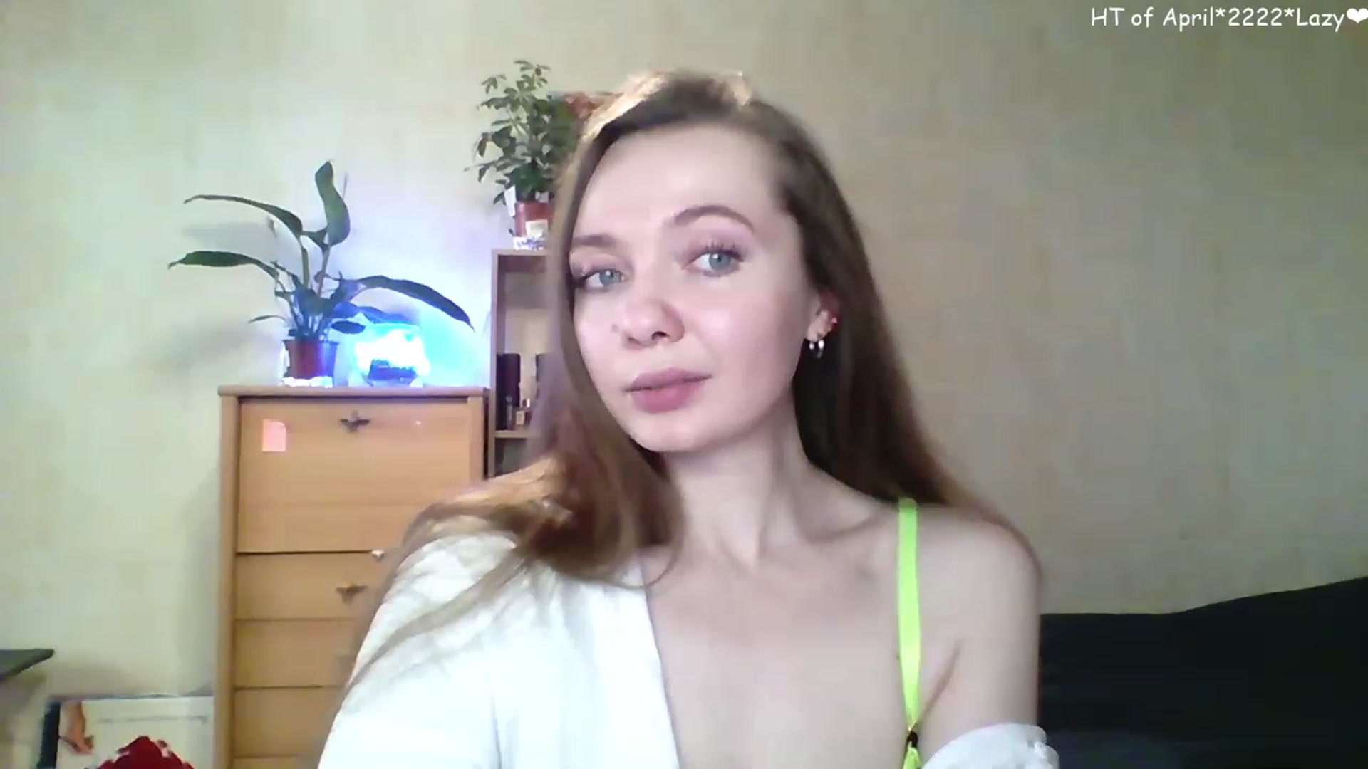 Gallery image thumbnail from LizaGhost's myfreecams stream on, 04/27/2023, 16:11 image 8 of 20