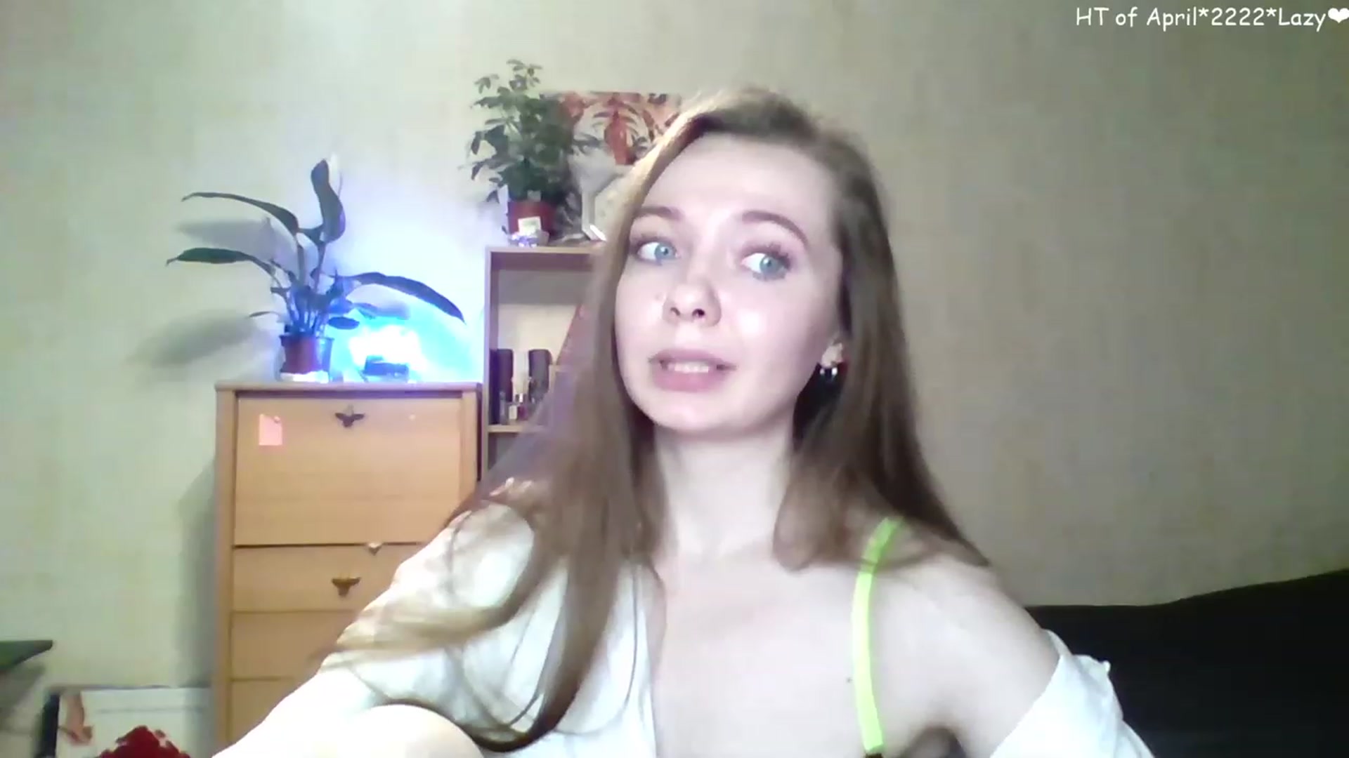 Gallery image thumbnail from LizaGhost's myfreecams stream on, 04/27/2023, 16:11 image 11 of 20