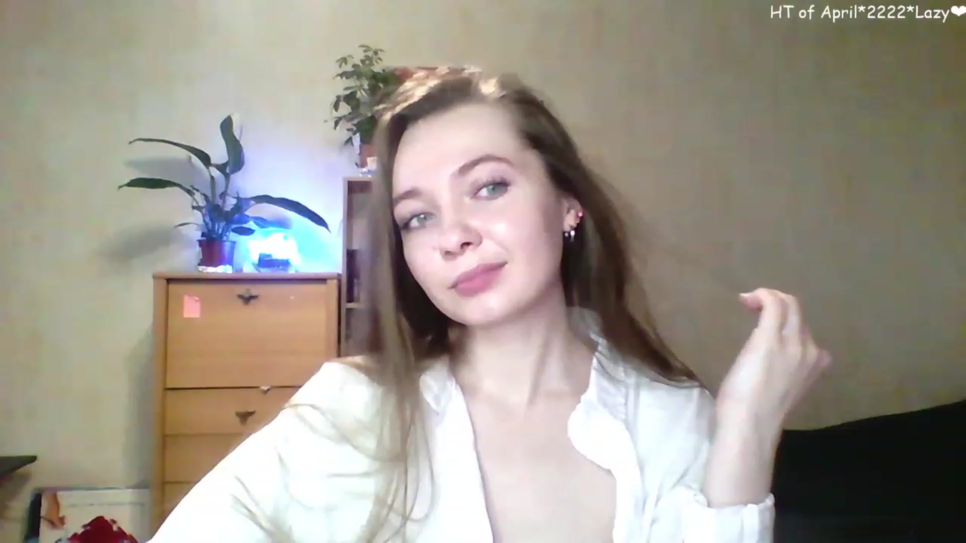 Gallery image thumbnail from LizaGhost's myfreecams stream on, 04/27/2023, 16:11 image 3 of 20