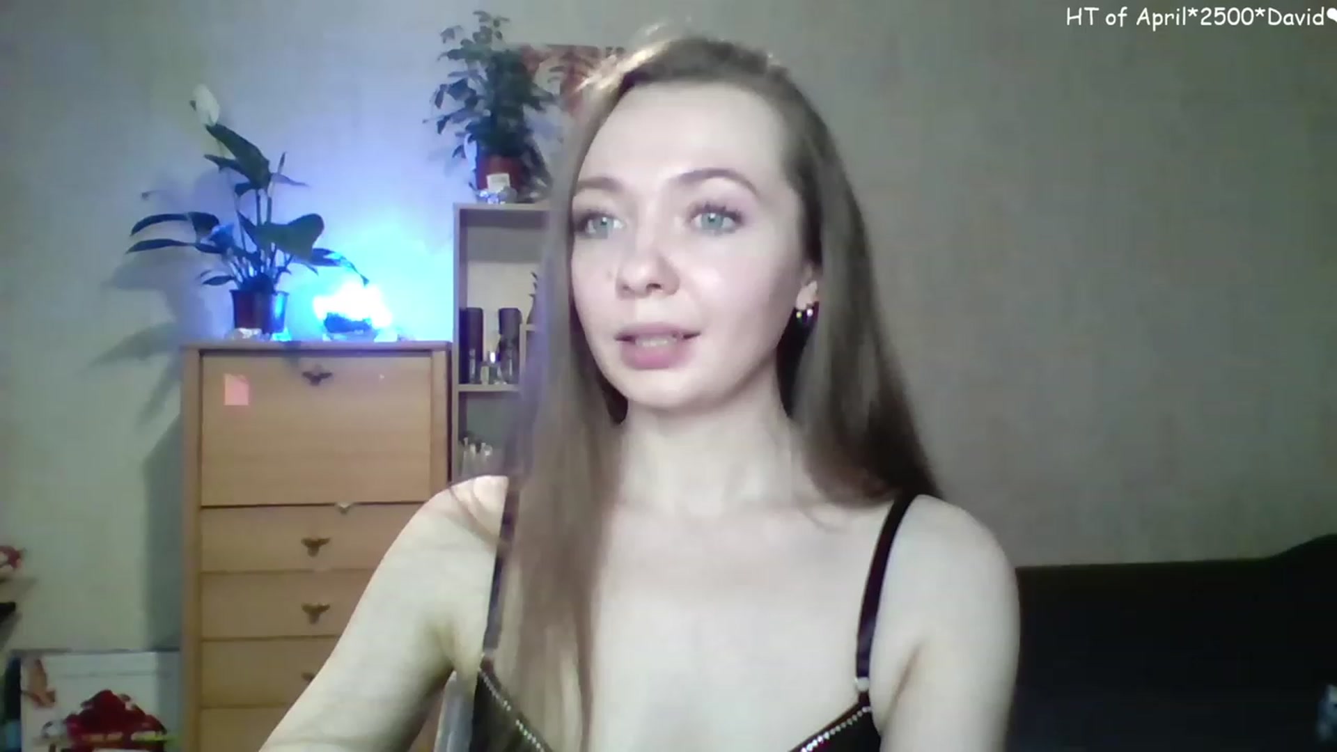 Gallery image thumbnail from LizaGhost's myfreecams stream on, 04/29/2023, 14:11 image 13 of 20