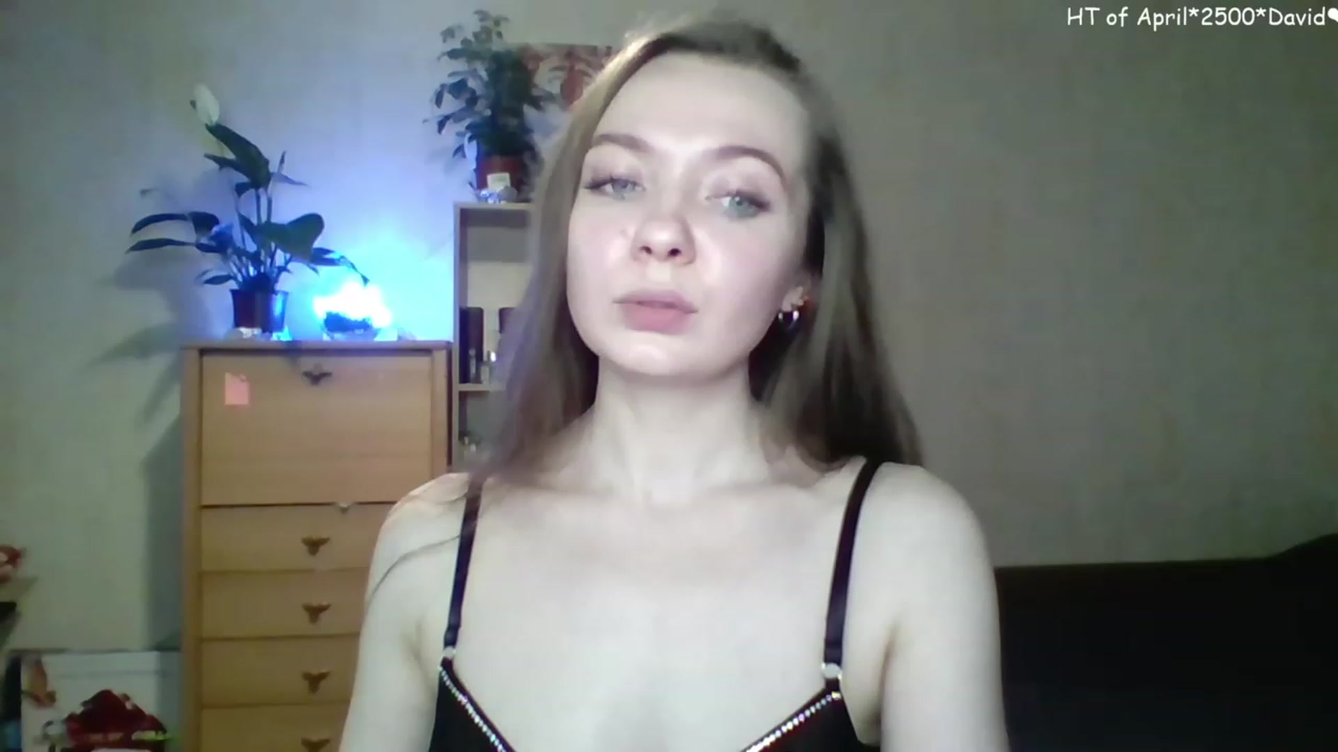 Gallery image thumbnail from LizaGhost's myfreecams stream on, 04/29/2023, 14:11 image 9 of 20