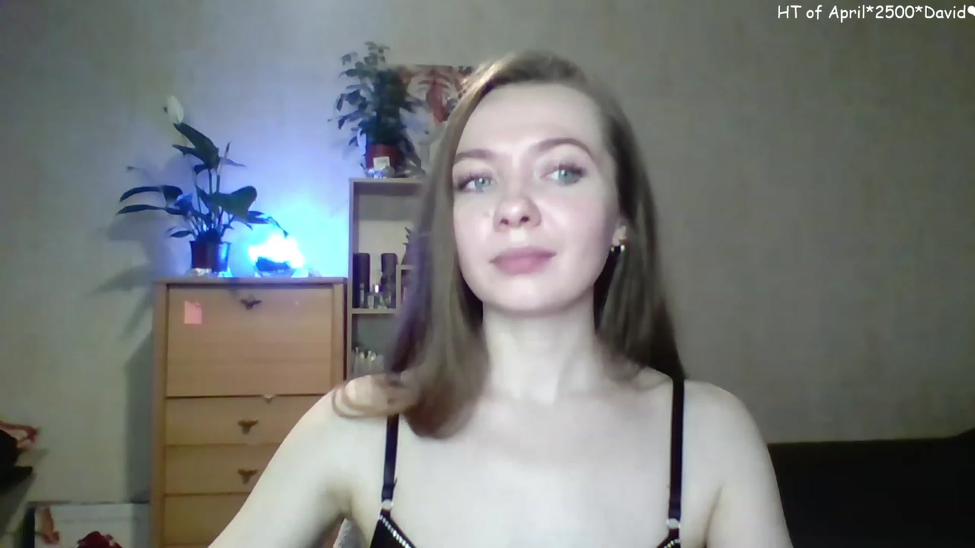 Gallery image thumbnail from LizaGhost's myfreecams stream on, 04/29/2023, 14:11 image 2 of 20