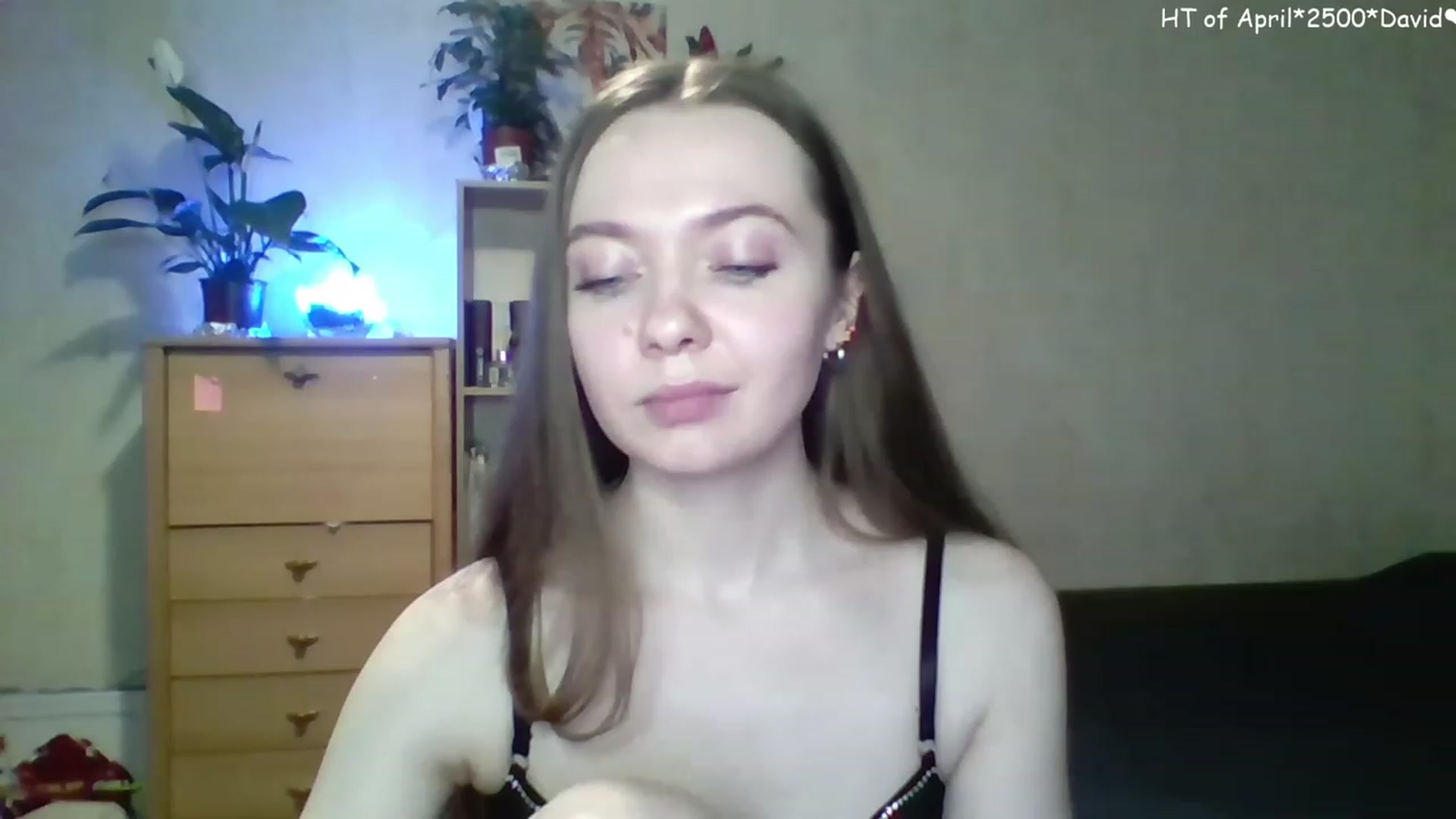 Gallery image thumbnail from LizaGhost's myfreecams stream on, 04/29/2023, 15:00 image 1 of 20