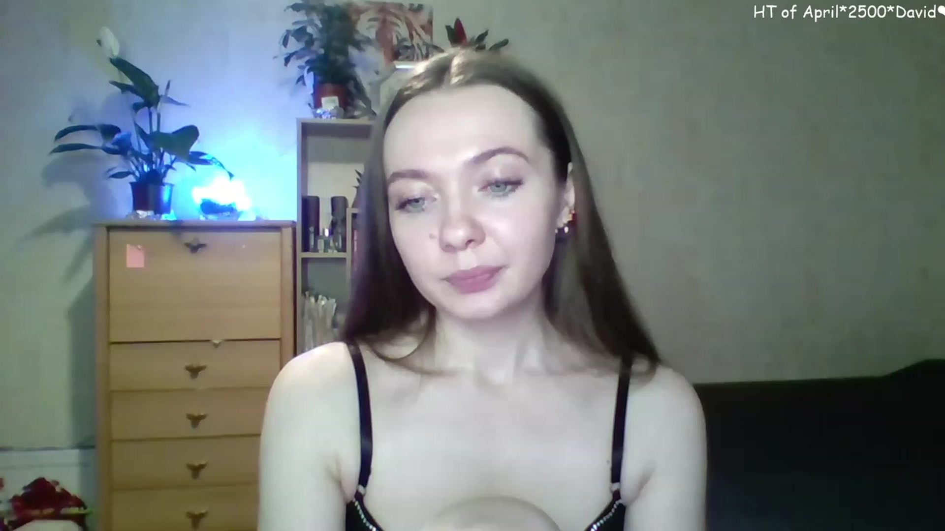 Gallery image thumbnail from LizaGhost's myfreecams stream on, 04/29/2023, 15:00 image 12 of 20