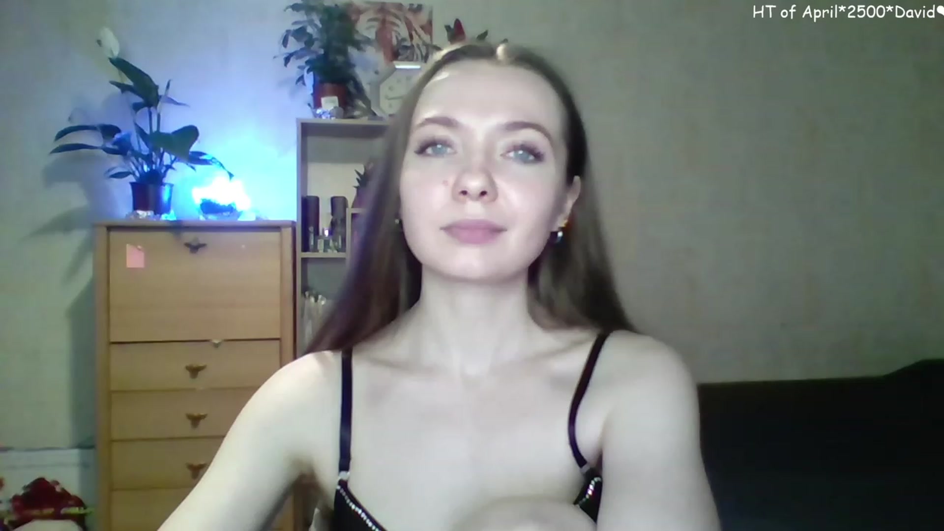 Gallery image thumbnail from LizaGhost's myfreecams stream on, 04/29/2023, 15:00 image 9 of 20