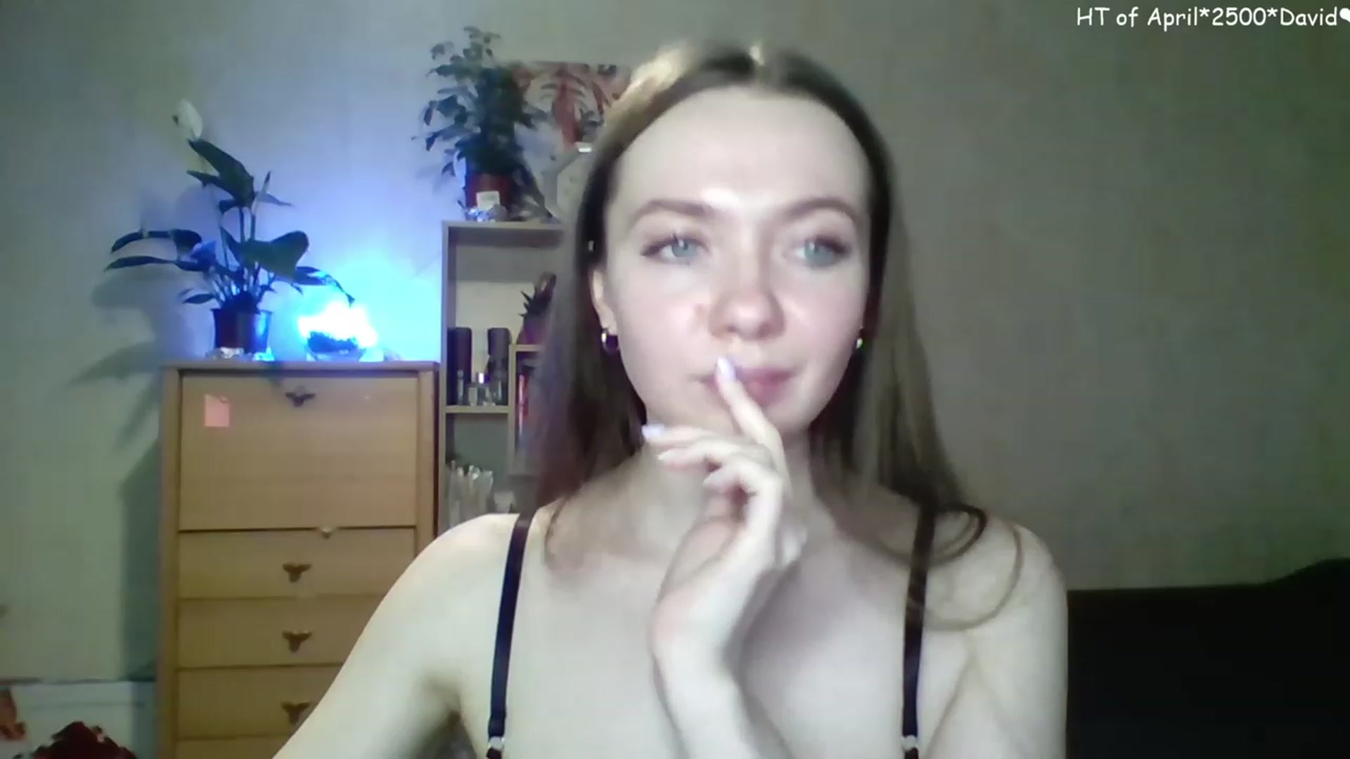 Gallery image thumbnail from LizaGhost's myfreecams stream on, 04/29/2023, 16:46 image 14 of 20