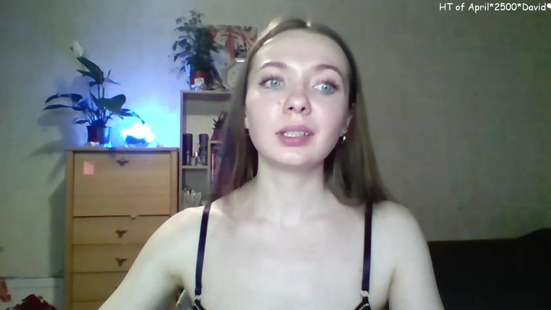 Gallery image thumbnail from LizaGhost's myfreecams stream on, 04/29/2023, 16:46 image 9 of 20