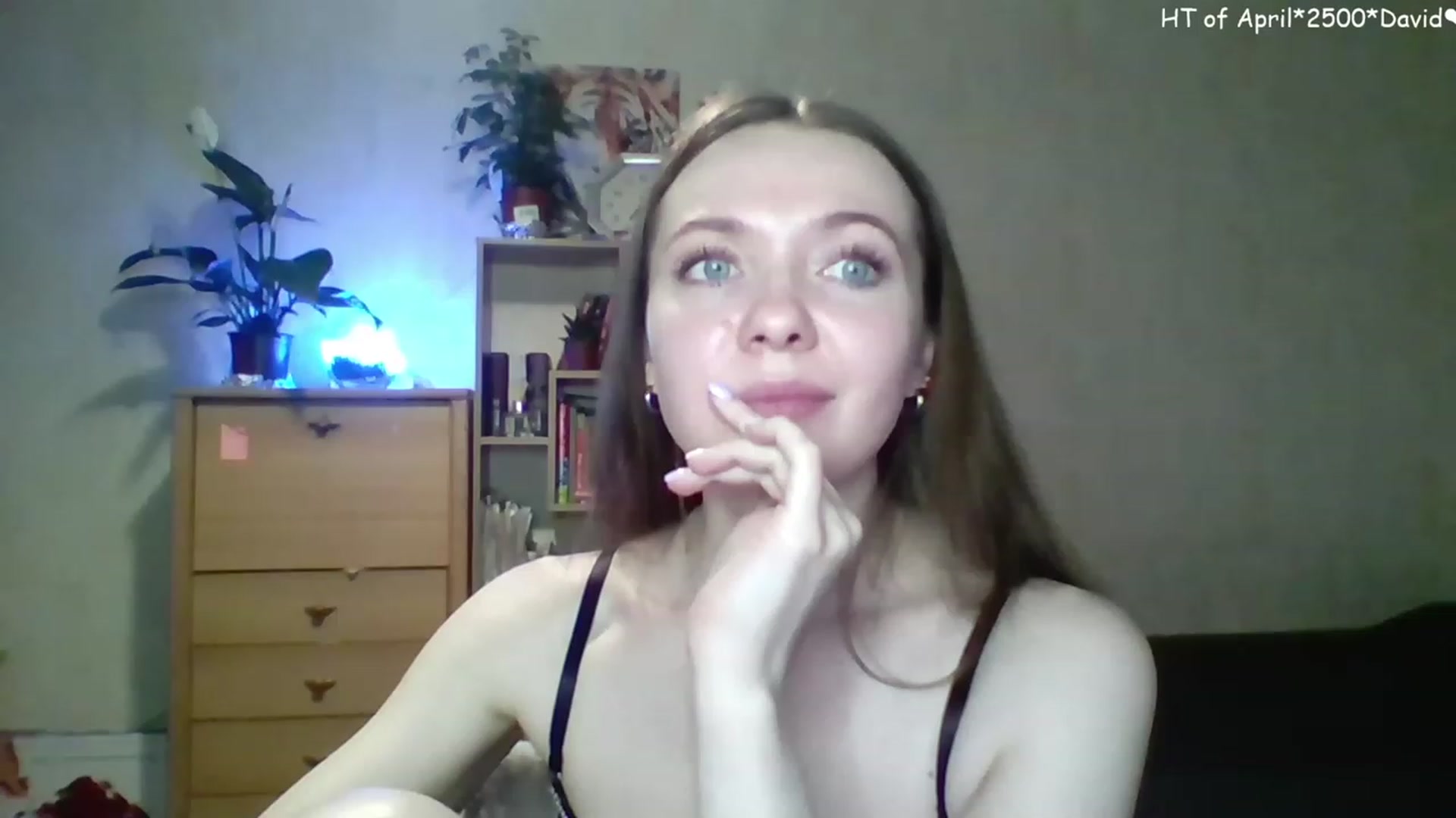Gallery image thumbnail from LizaGhost's myfreecams stream on, 04/29/2023, 16:46 image 4 of 20