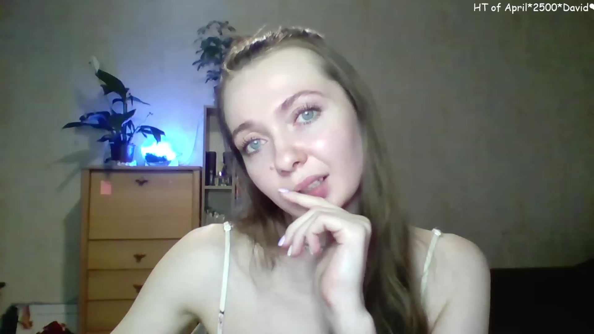 Gallery image thumbnail from LizaGhost's myfreecams stream on, 04/30/2023, 17:06 image 3 of 20