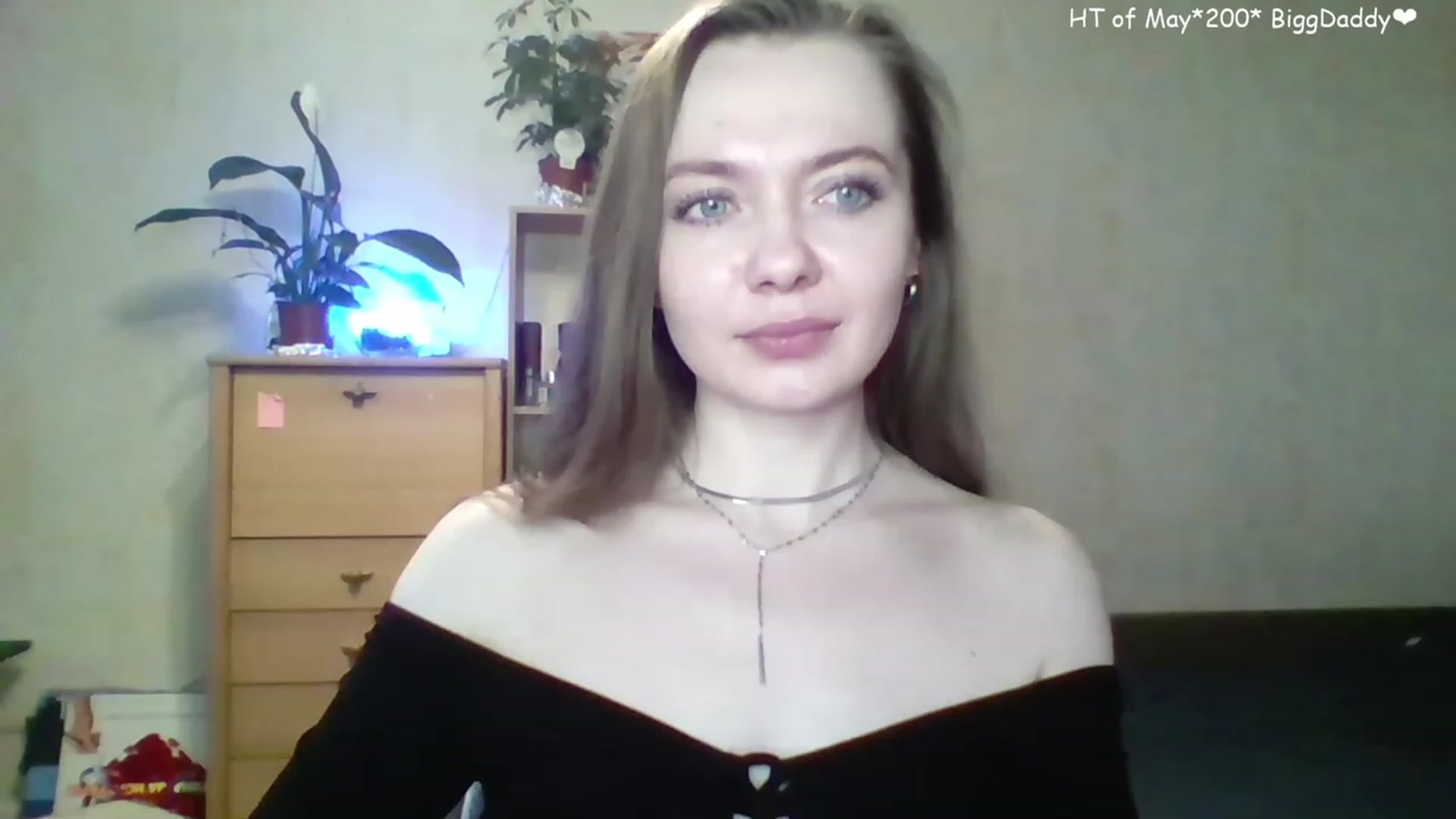 Gallery image thumbnail from LizaGhost's myfreecams stream on, 05/02/2023, 13:14 image 2 of 20