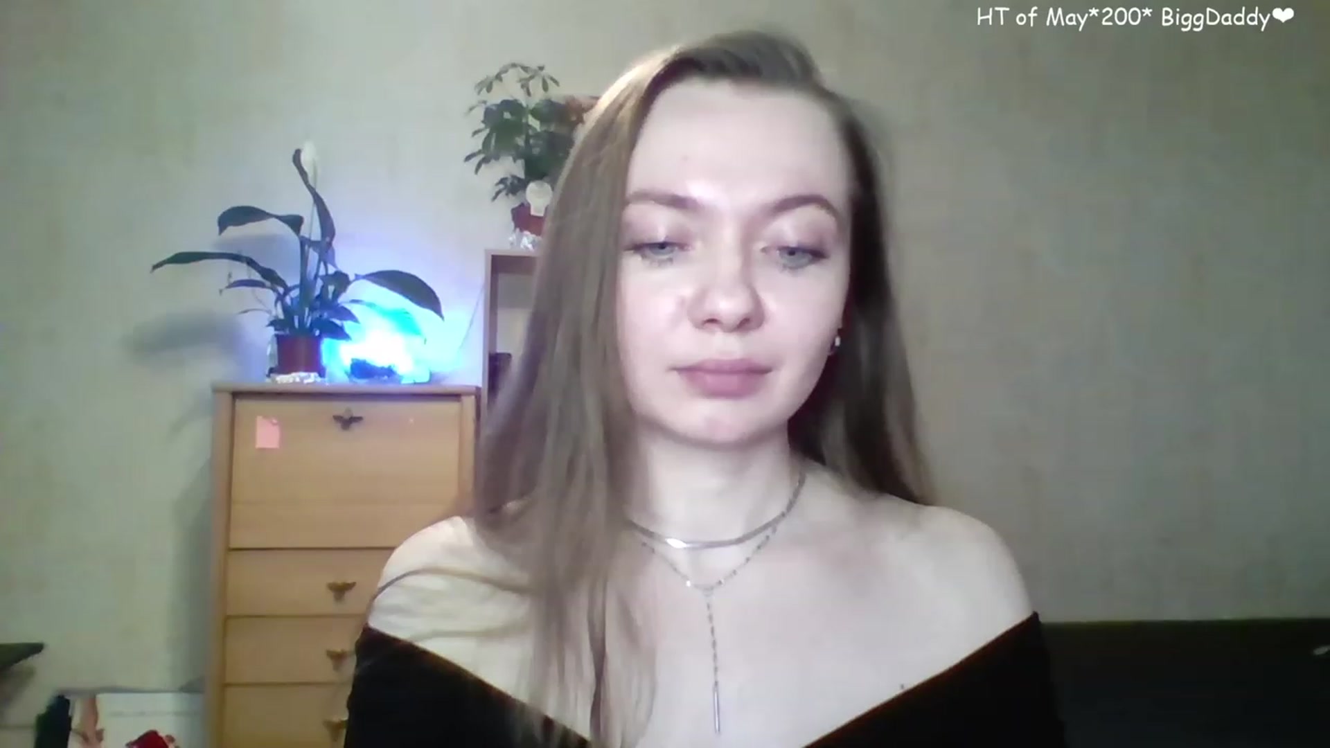 Gallery image thumbnail from LizaGhost's myfreecams stream on, 05/02/2023, 13:14 image 19 of 20